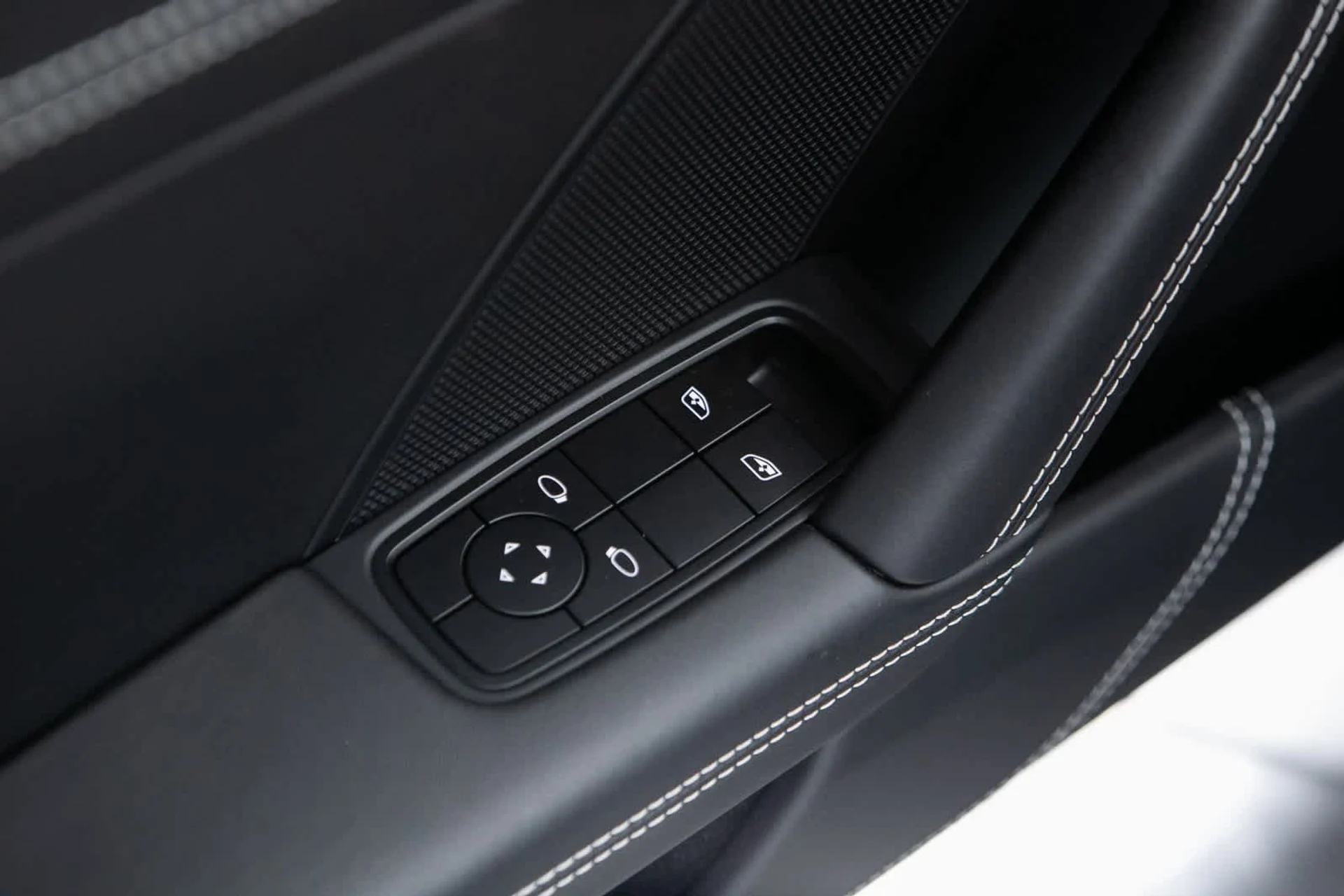 mph017_1336006422_d3729da473f68c900a7ea309f06f0061x_375120c06e