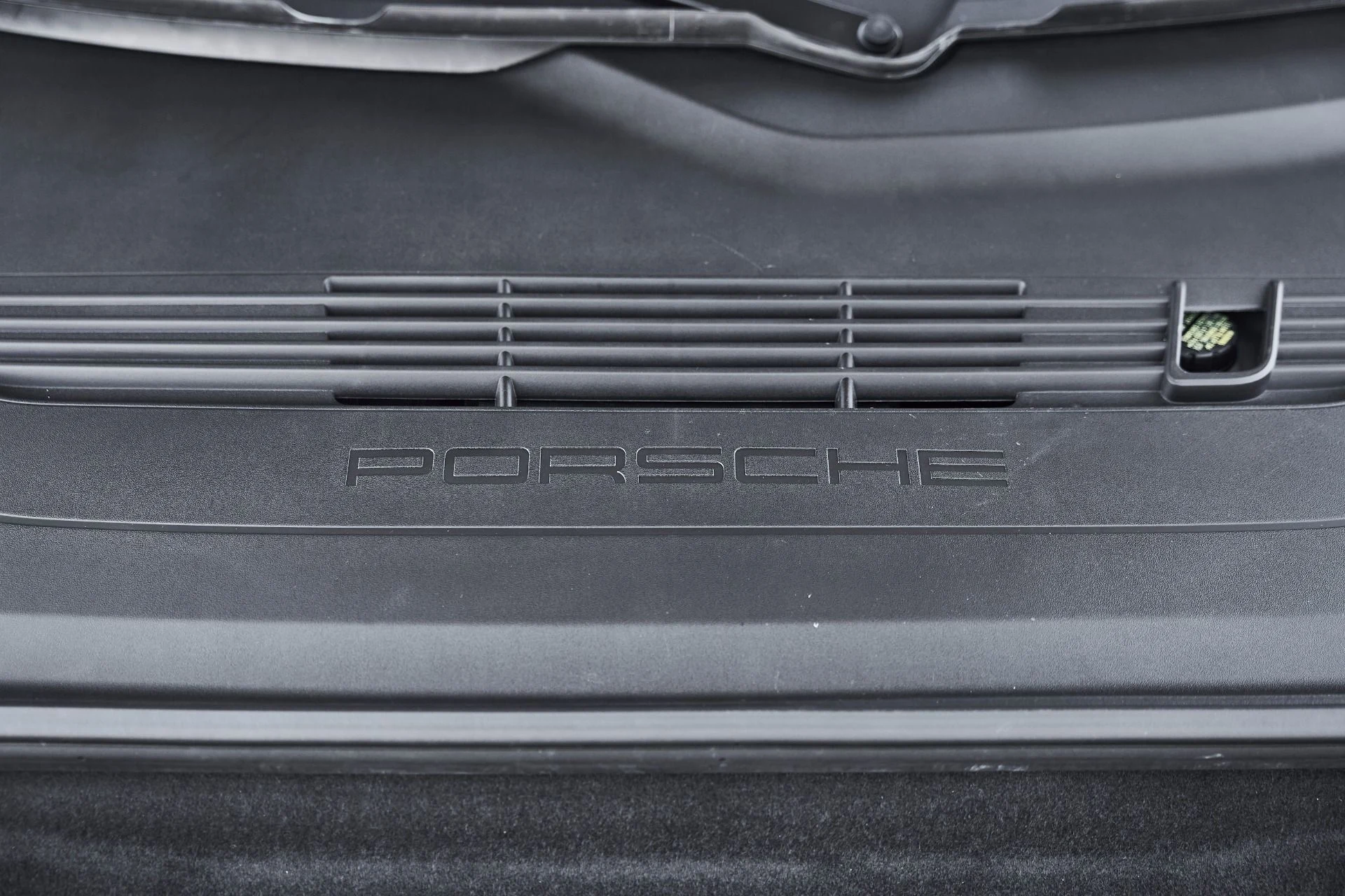 mph017_1343574128_Used_2019_Porsche_911_Turbo_S_1781225401_ef5e6ddd31