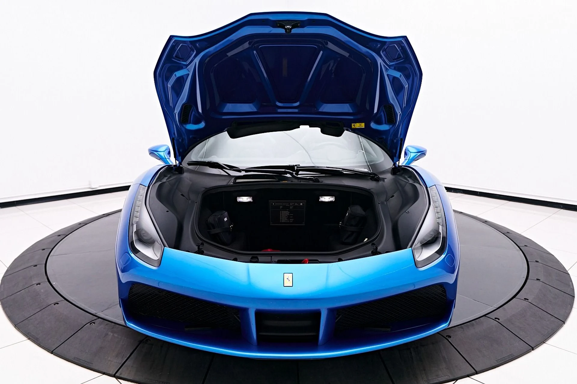 mph017_1344515646_Used_2016_Ferrari_488_Spider_Base_1736016908_07cc2a6138