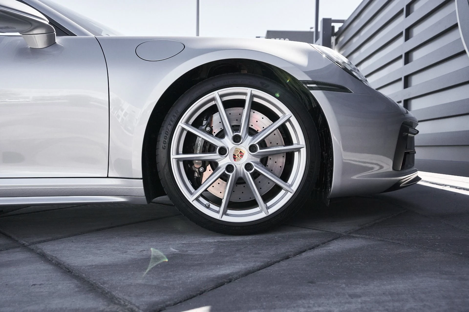 mph017_1348366421_Used_2024_Porsche_911_Carrera_GTS_1759986600_defcc13cc5