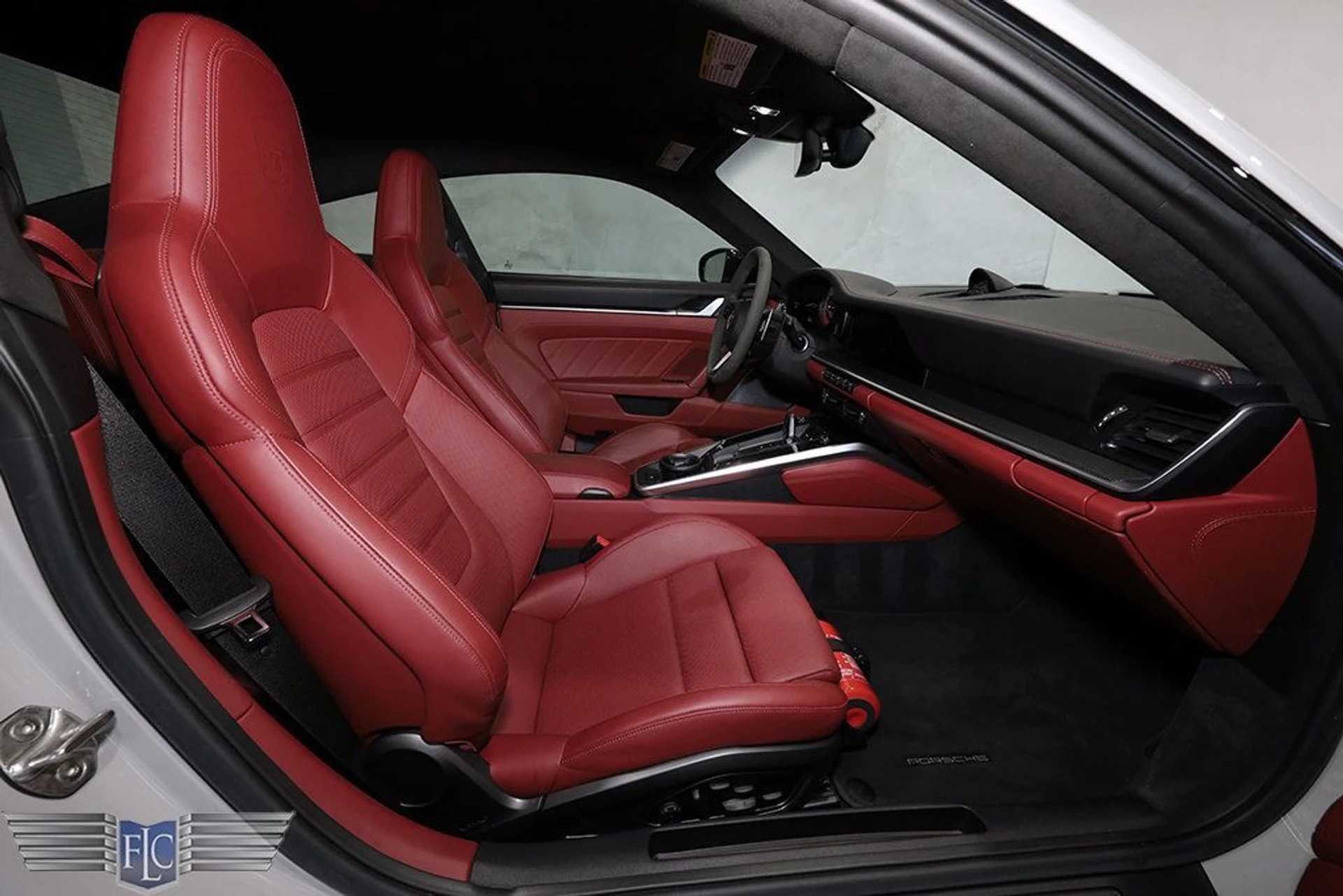 mph017_1348545139_used_2022_porsche_911_turboscoupe_9689_22838871_18_1024_19461512f8