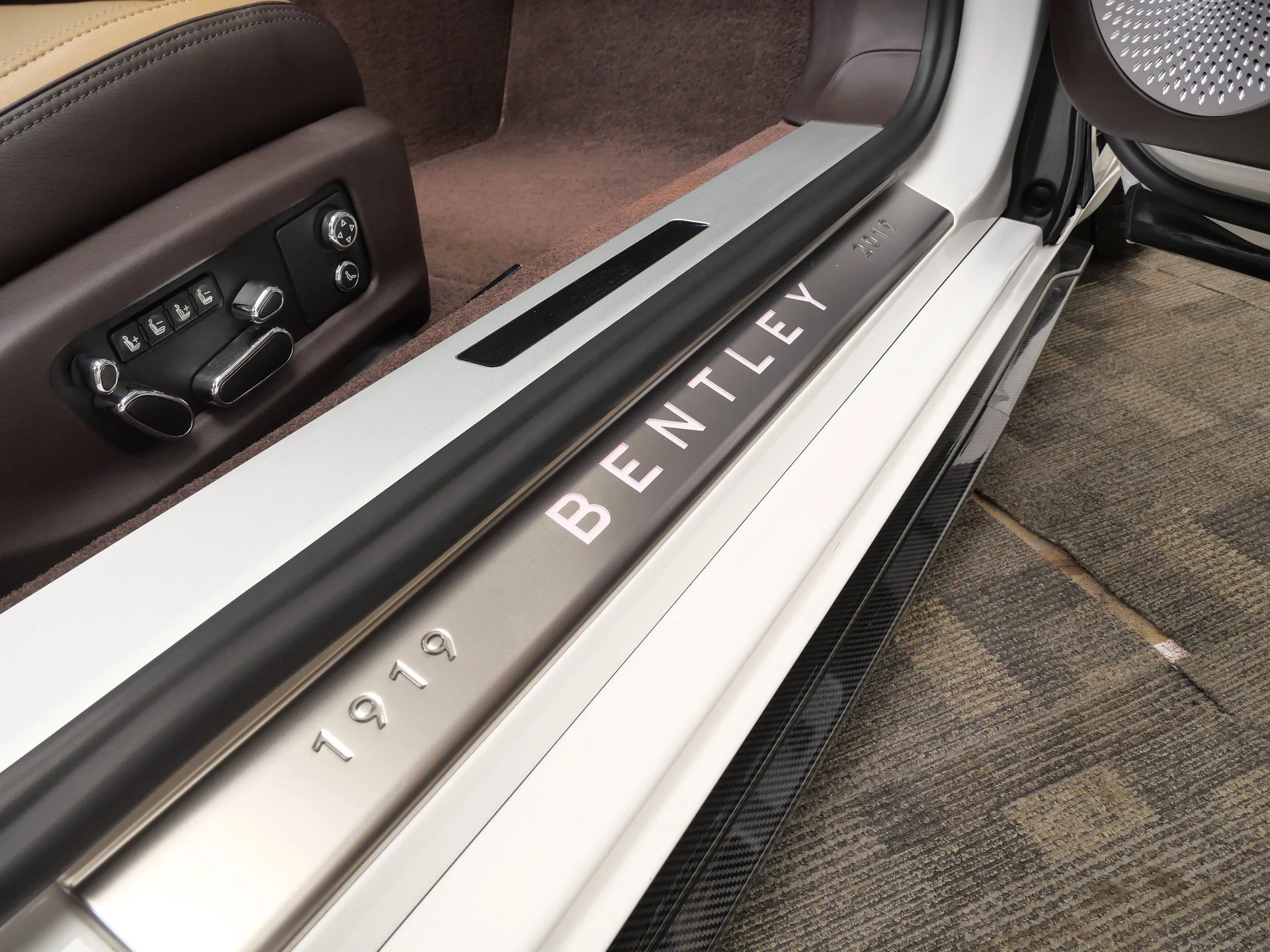 mph017_1353483845_b765dc354d1b1b975761cb694a3302b6_210375152a