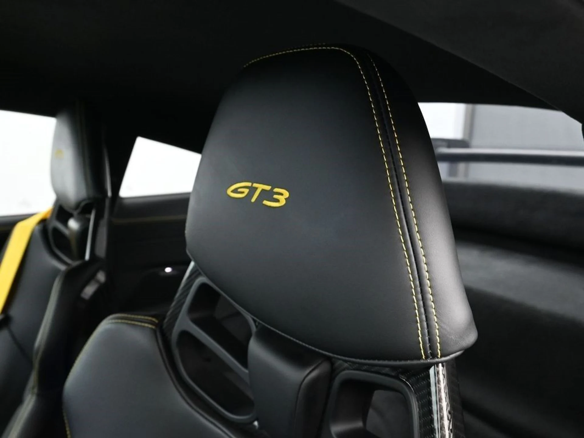 mph017_135652484_4a01540aa6cff5efbe35cabb51fcc681x_edd93591b8