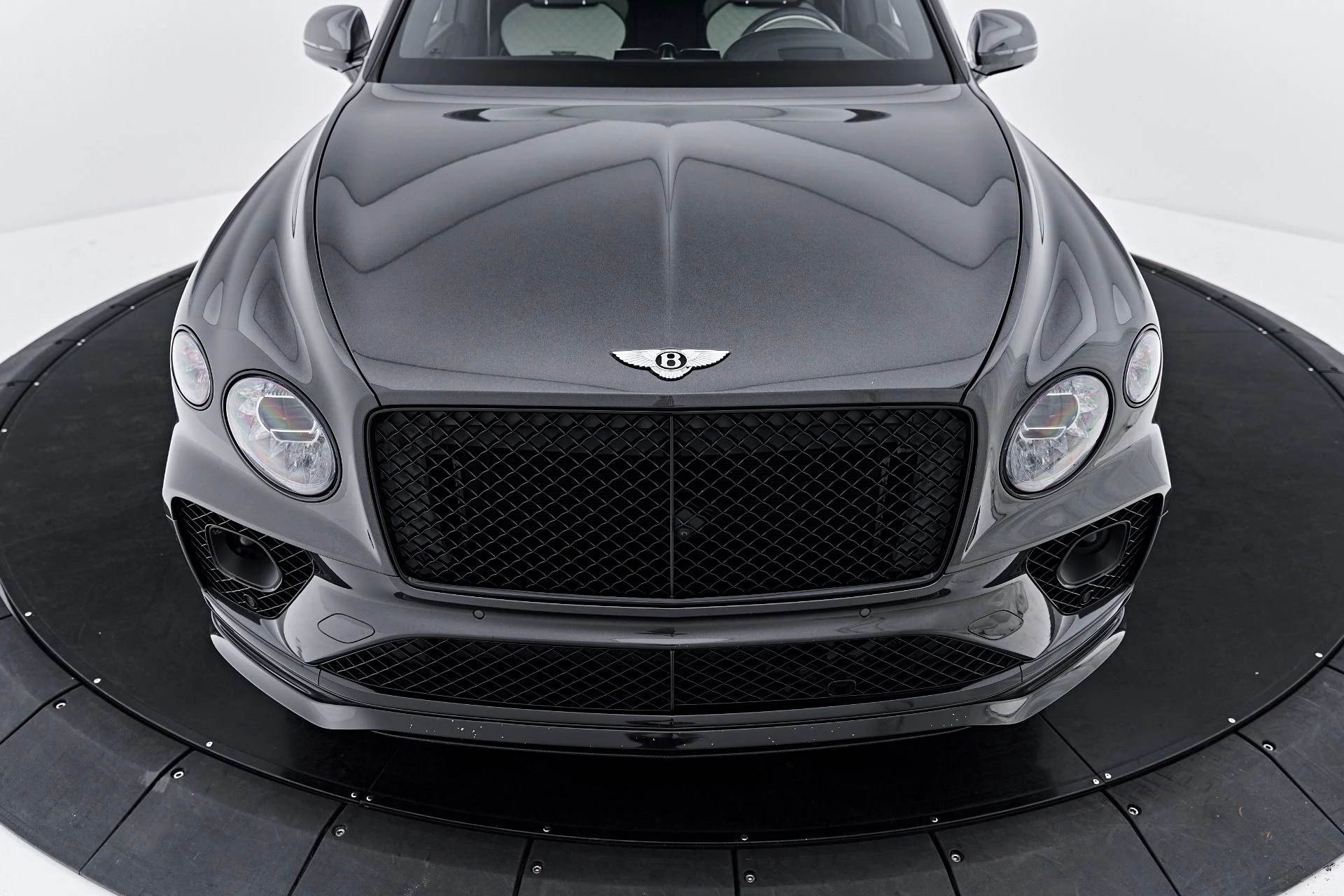 mph017_1358897372_Used_2022_Bentley_Bentayga_V8_1791935706_ff5395d976