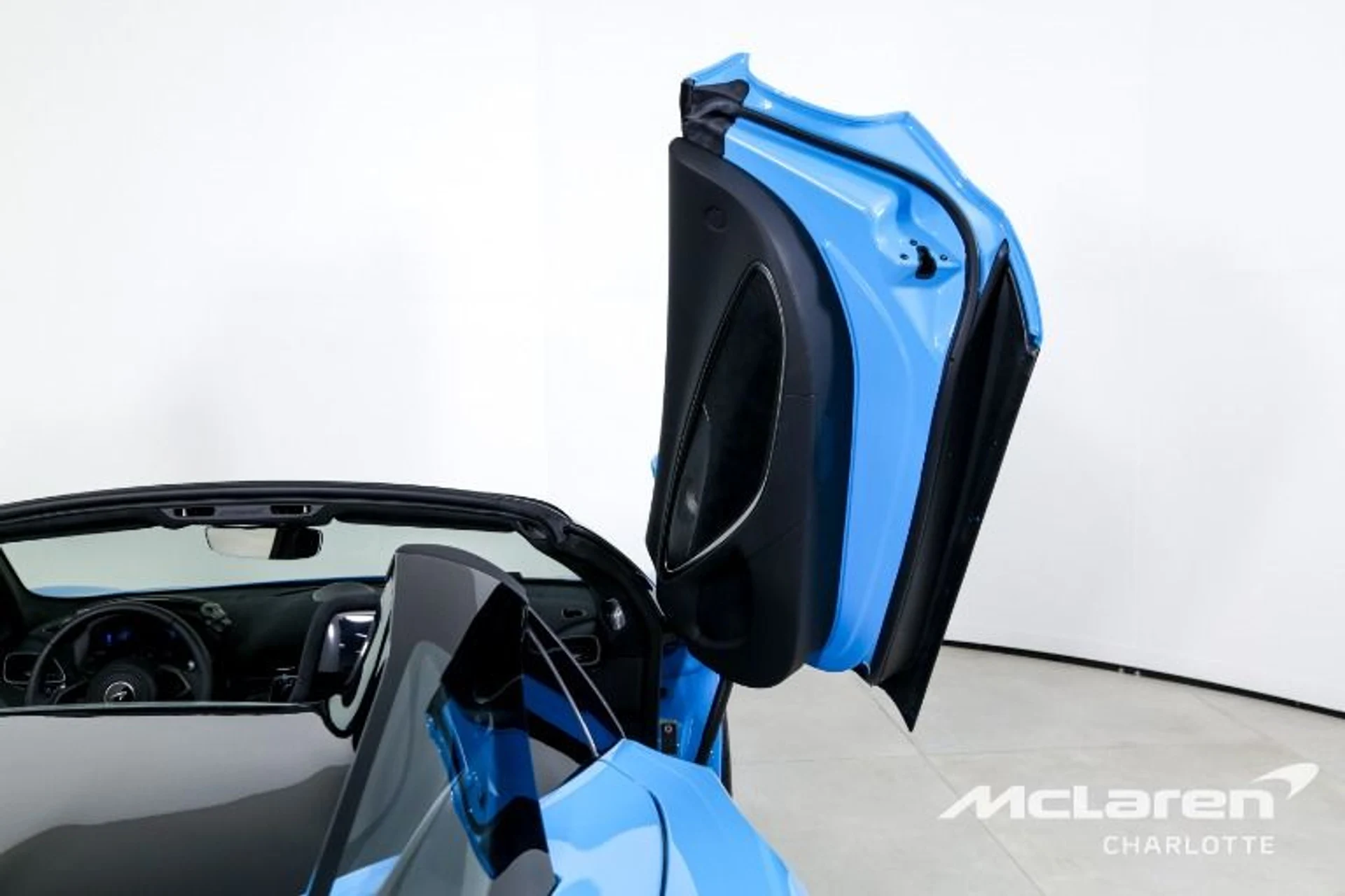 mph017_135901266_Used_2025_Mc_Laren_Artura_Spider_Tech_Lux_7c99590570