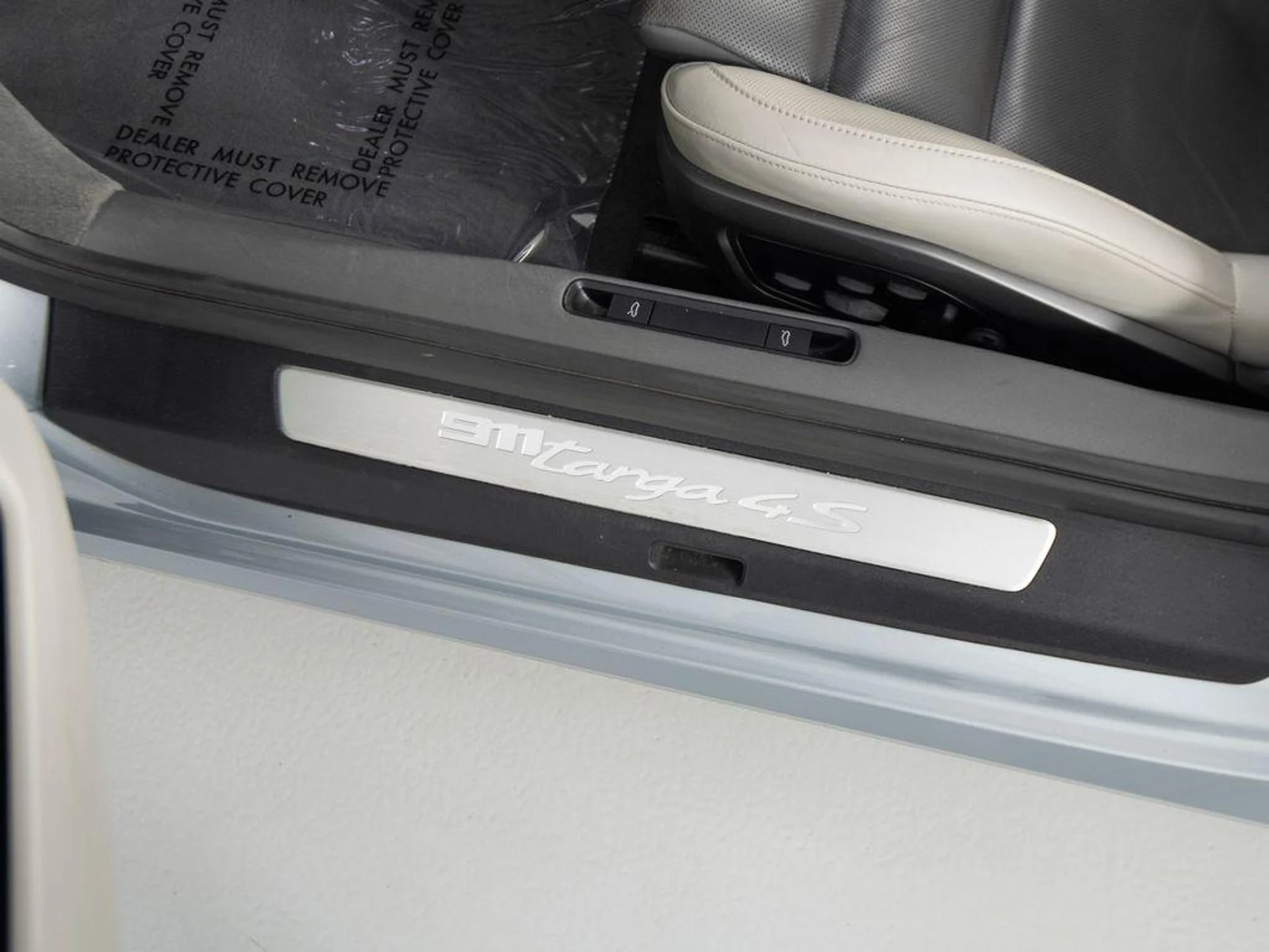 mph017_136240732_Yvtf_Pwn_Wi_Q_Hjxa_A_Lje_Us9rdb_QA_767cf41bfb