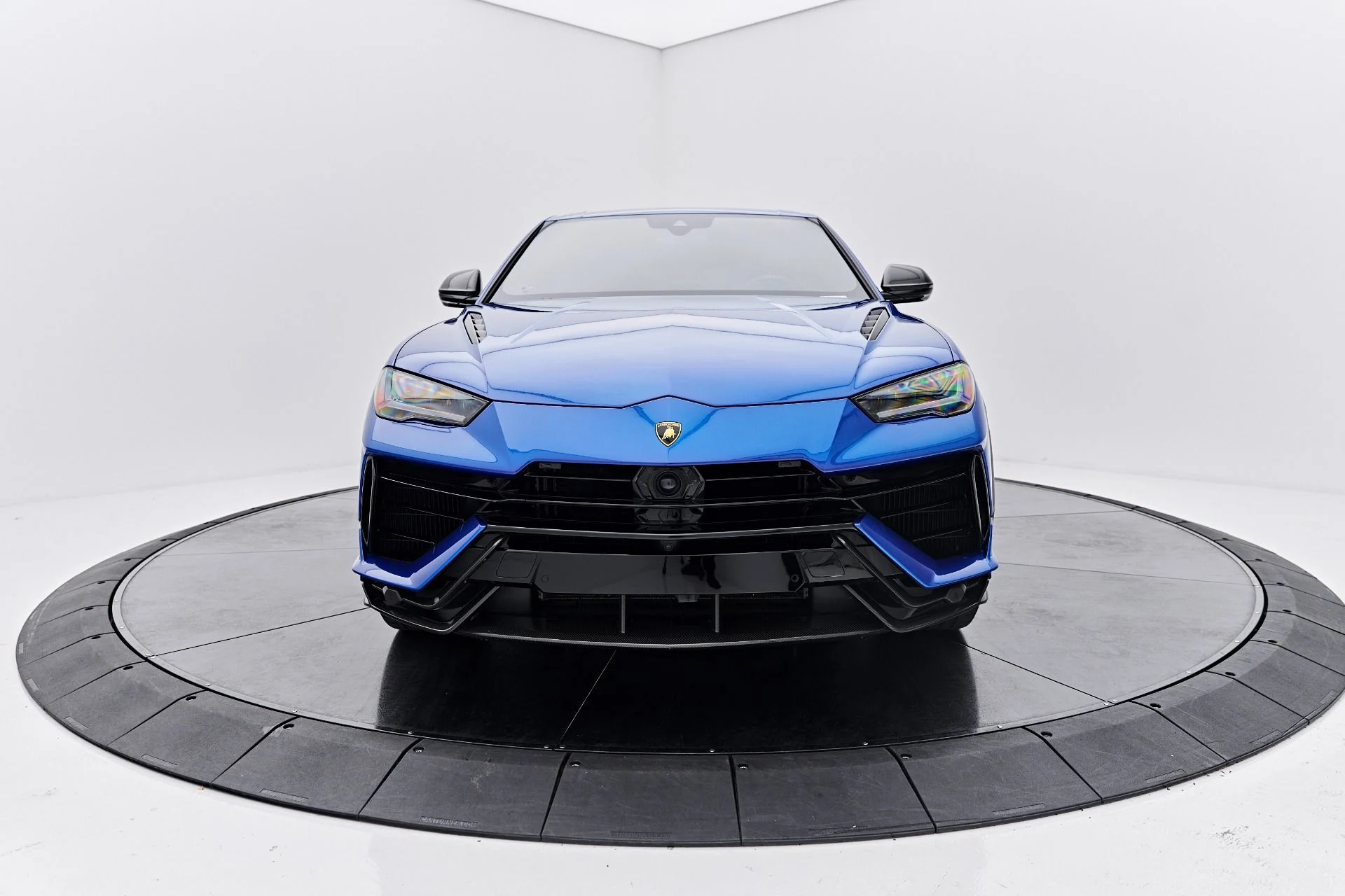 mph017_1372915729_Used_2023_Lamborghini_Urus_Performante_1790208809_0b84824c8a