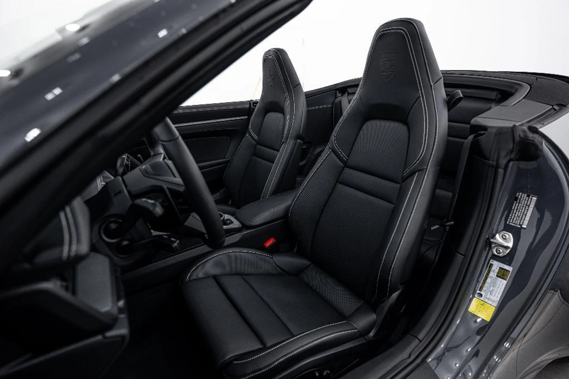 mph017_138023833_H9p_J7_Y_Shw_SQM_Bertey_x_KXAC_1s_2719974f78