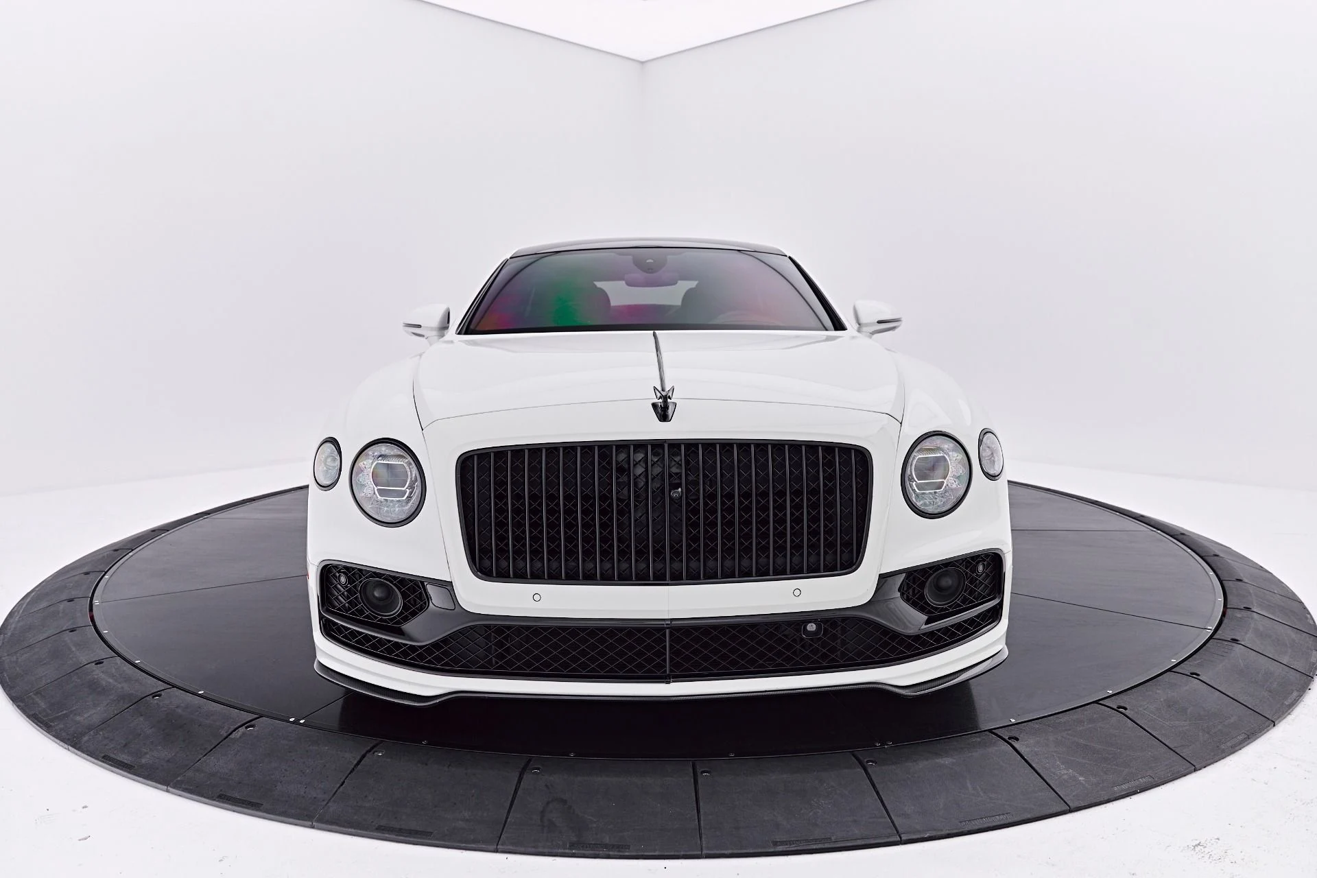 mph017_1388321858_Used_2022_Bentley_Flying_Spur_V8_1786412482_aadaac8022