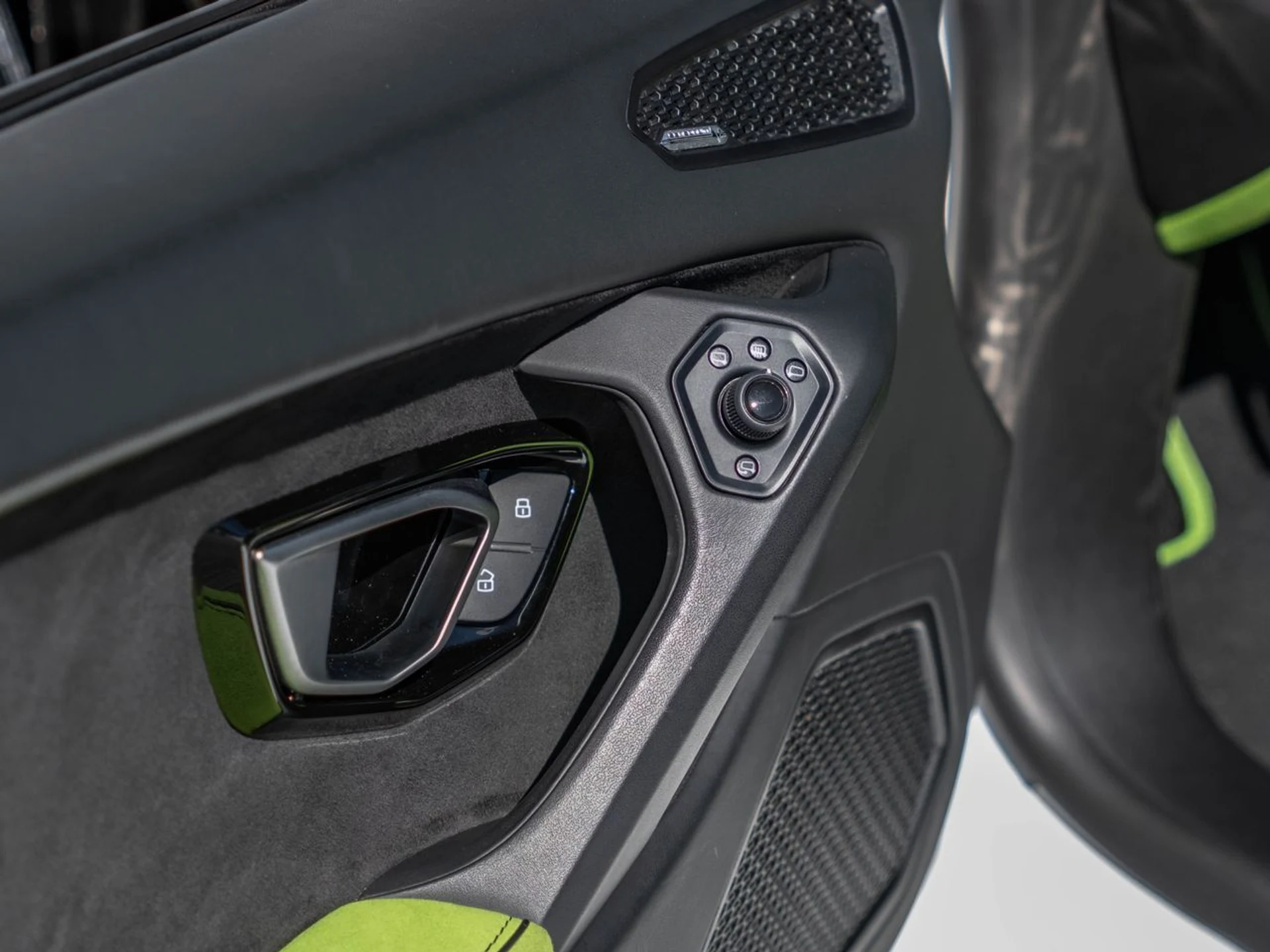 mph017_1404780227_e72a6367a33f0b28b453065bb7a8d245x_e5e352149f