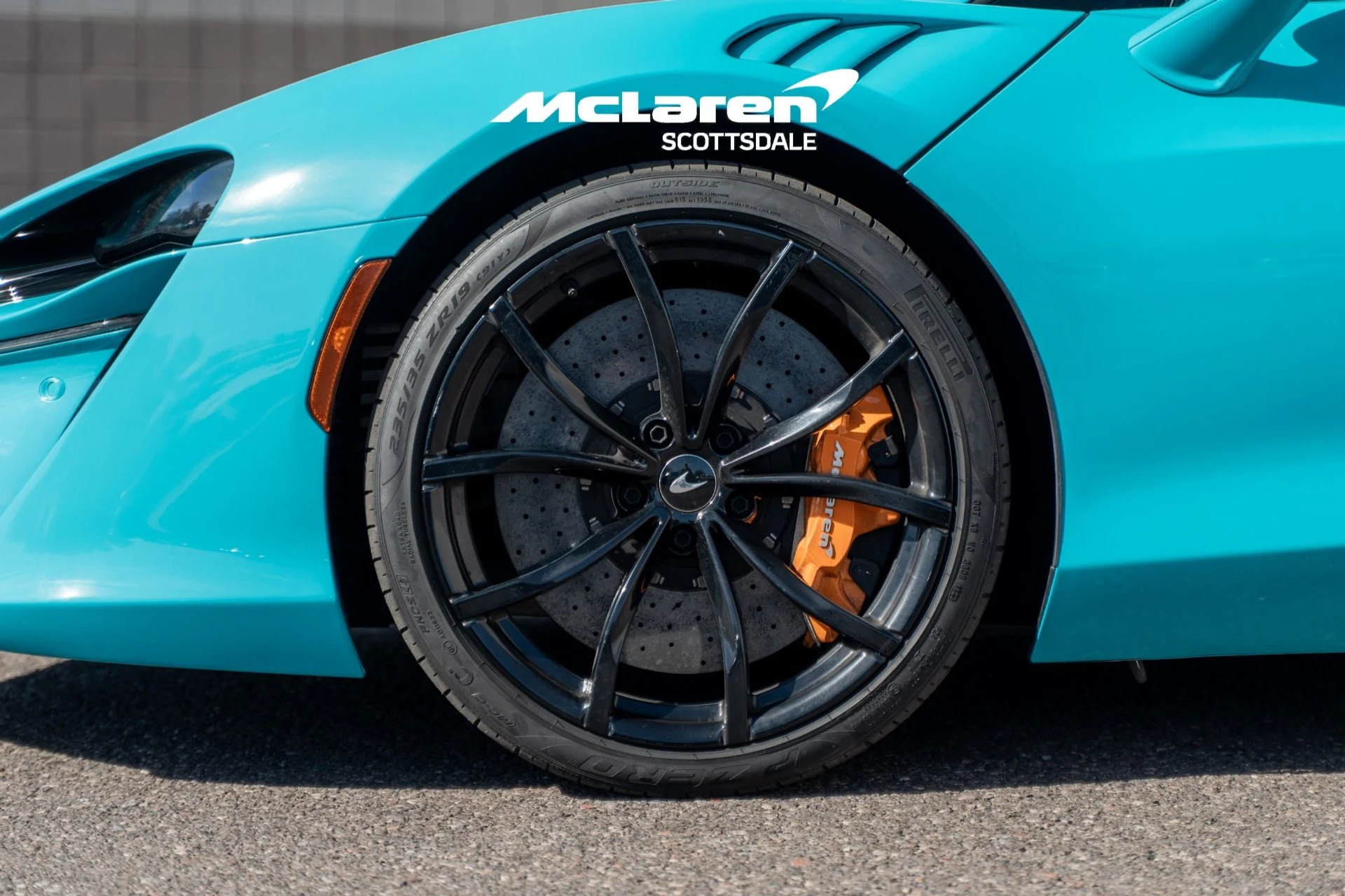 mph017_1406263944_Used_2024_MCLAREN_ARTURA_1769657486_001968df63