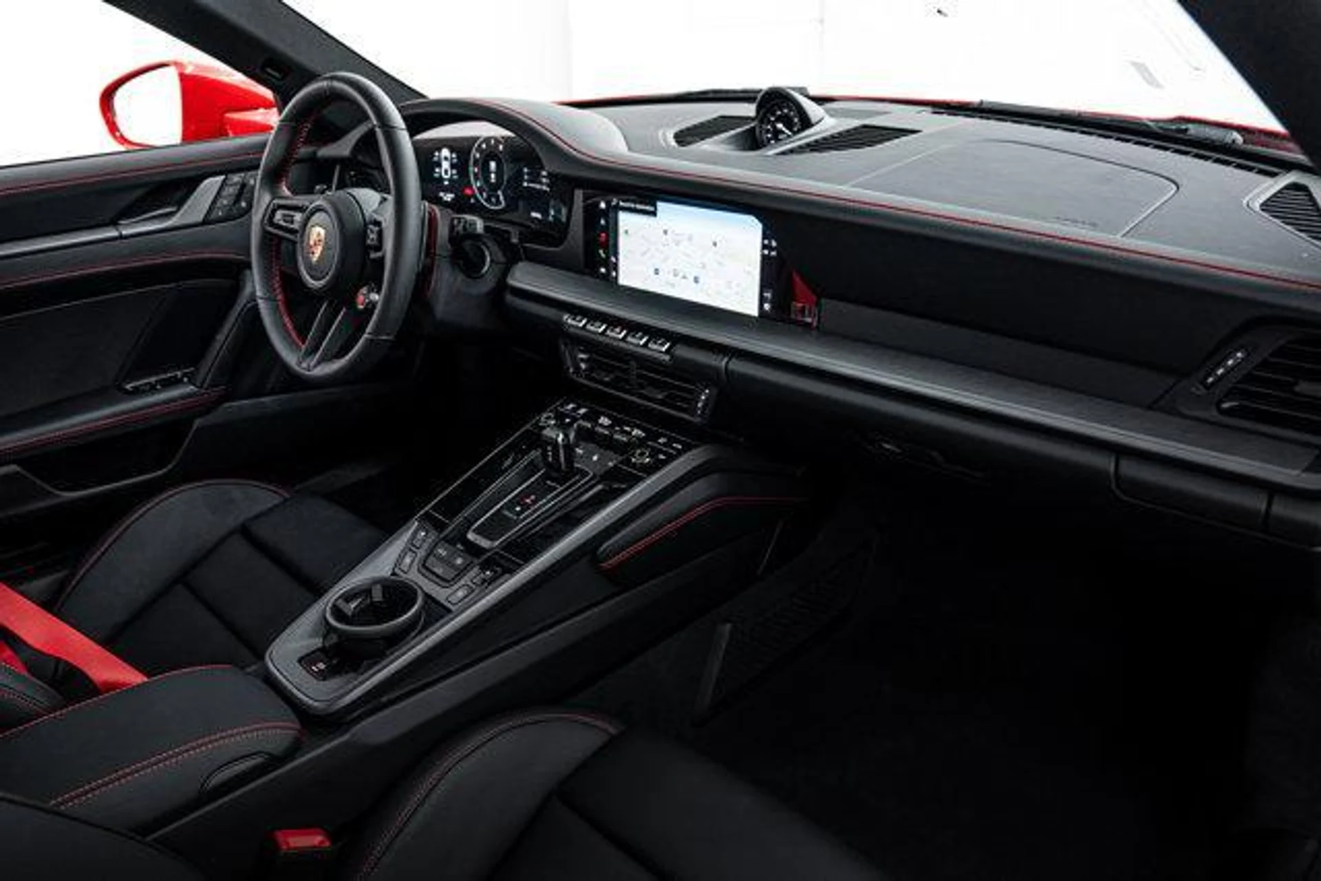 mph017_1413405452_lrv_HZLZKR_Ube_IHC_Ghu_Xwdxwhync_5eda812f71