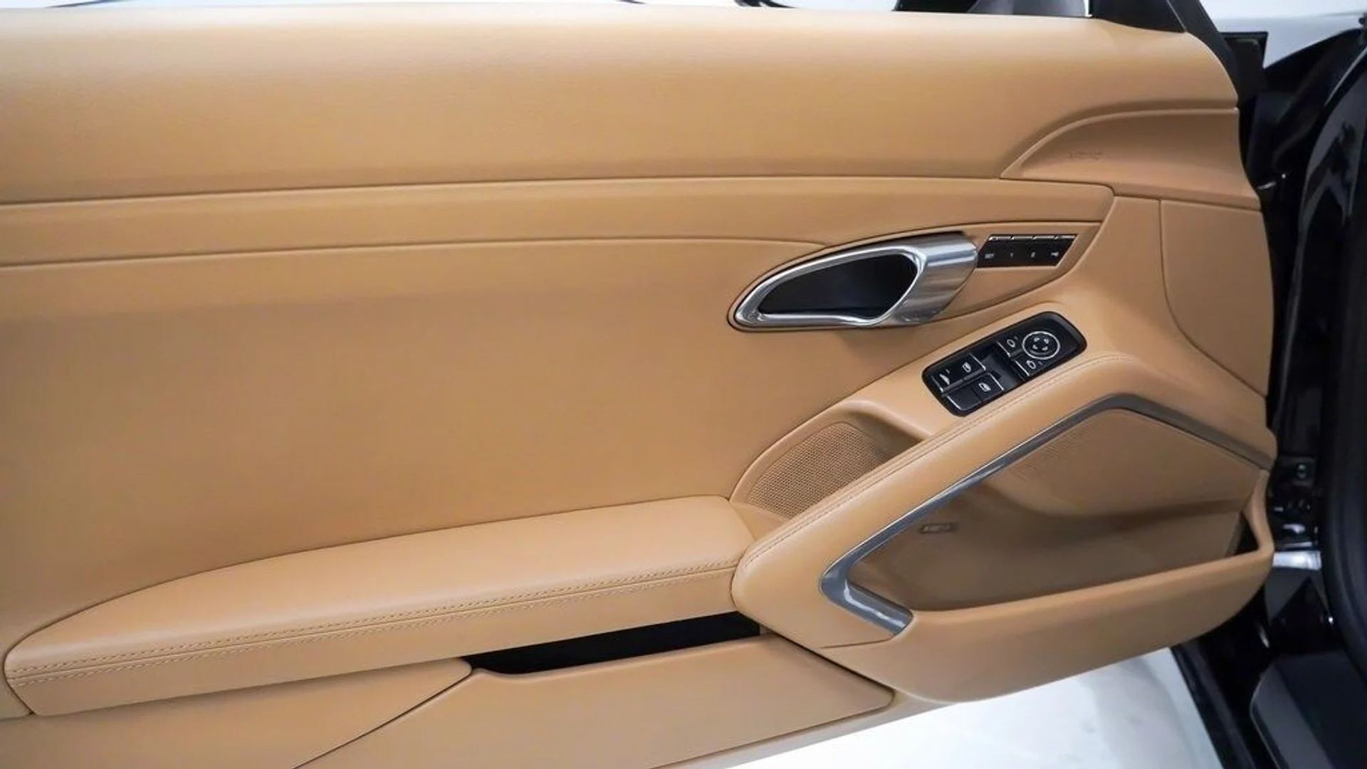 mph017_141781456_94379a1ab17e3ad0ddb0038bc0391b67x_53778bb3f6