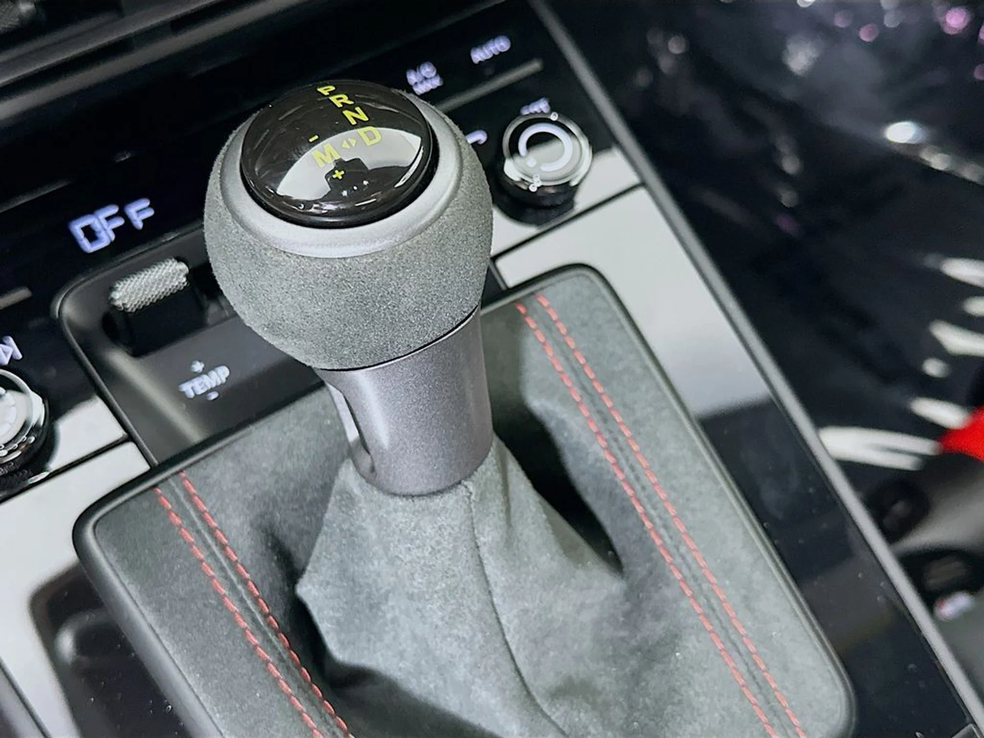 mph017_1421264627_4d9a4ee99f6611424e7cf5124e6f2040x_bc8dfa4e45