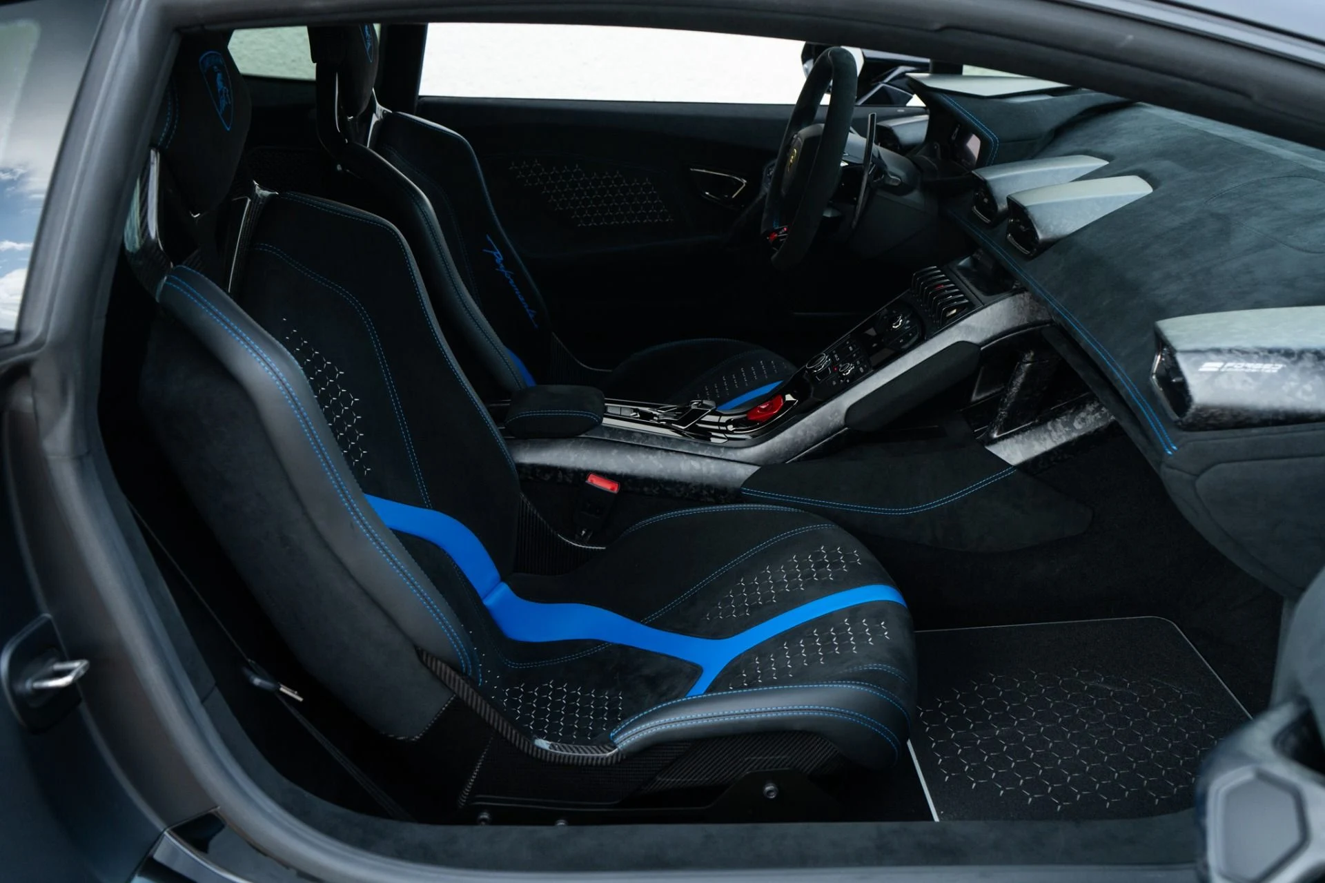 mph017_1424382330_Used_2018_Lamborghini_Huracan_LP_640_4_Performante_1776702980_9f7b5cc9cf