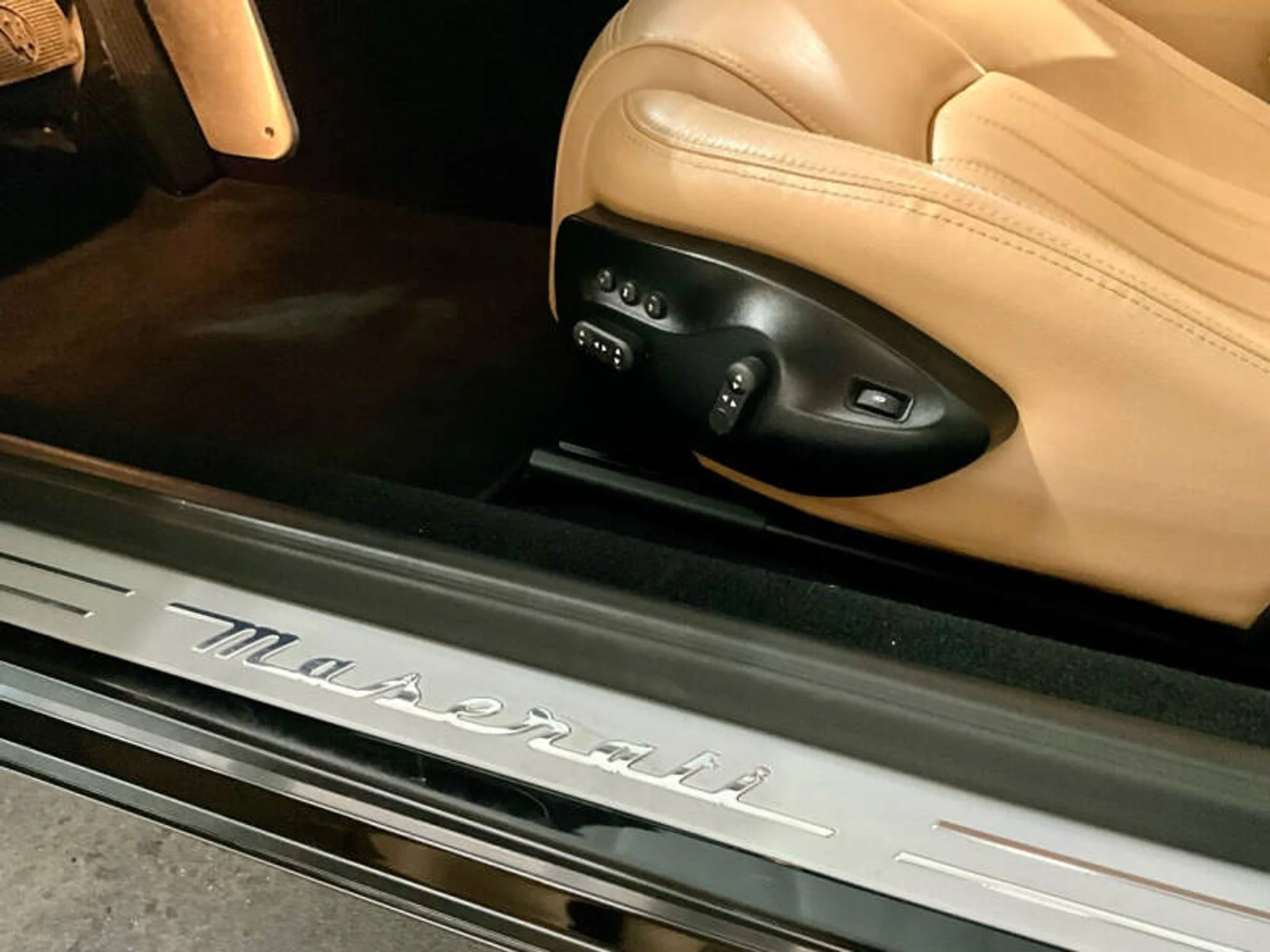 mph017_1426811682_2008_maserati_granturismo_base_2dr_coupe_1481076f9a