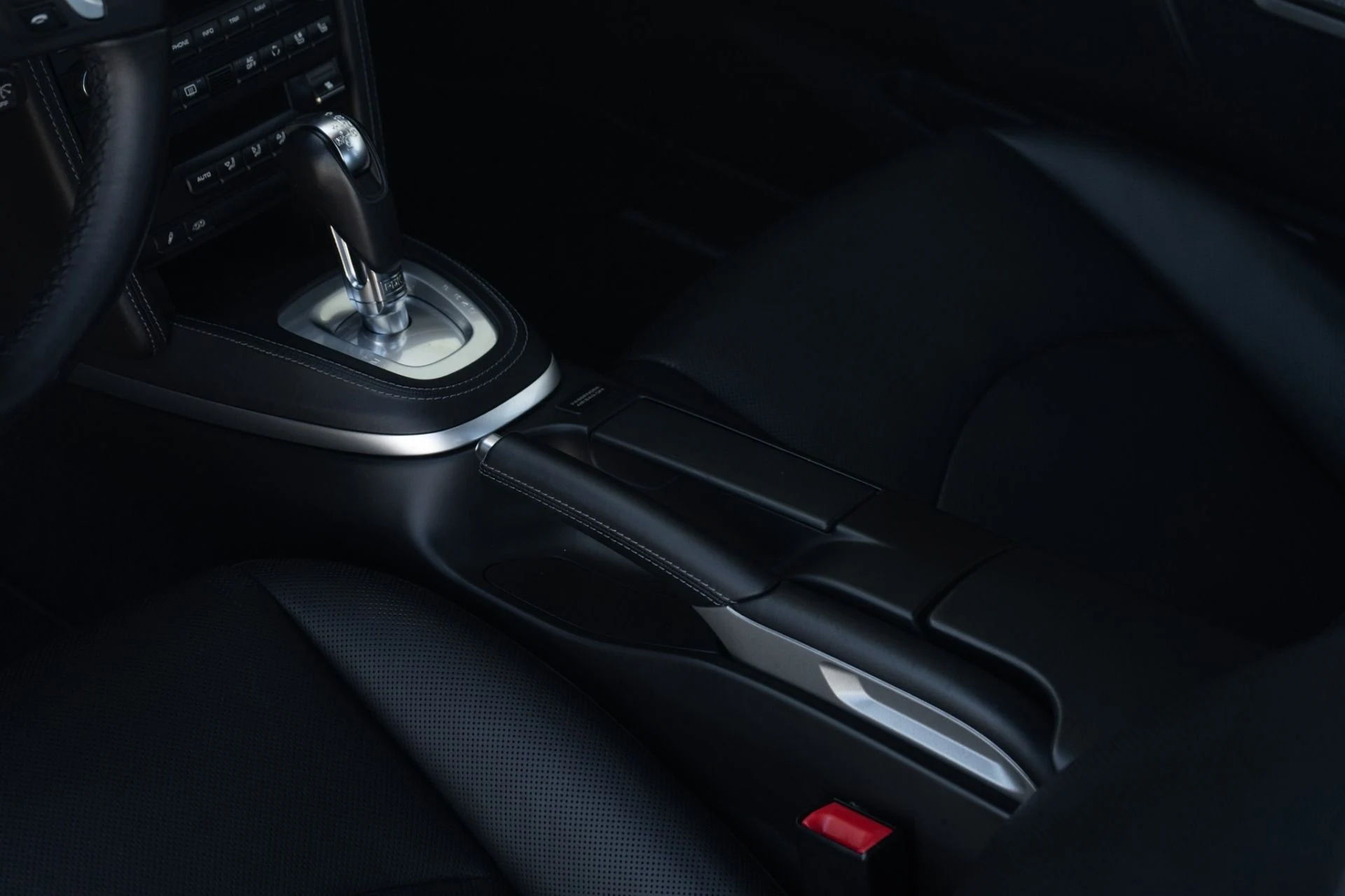 mph017_1427925203_Used_2012_Porsche_911_Carrera_4_GTS_1774273980_66a5d747d5