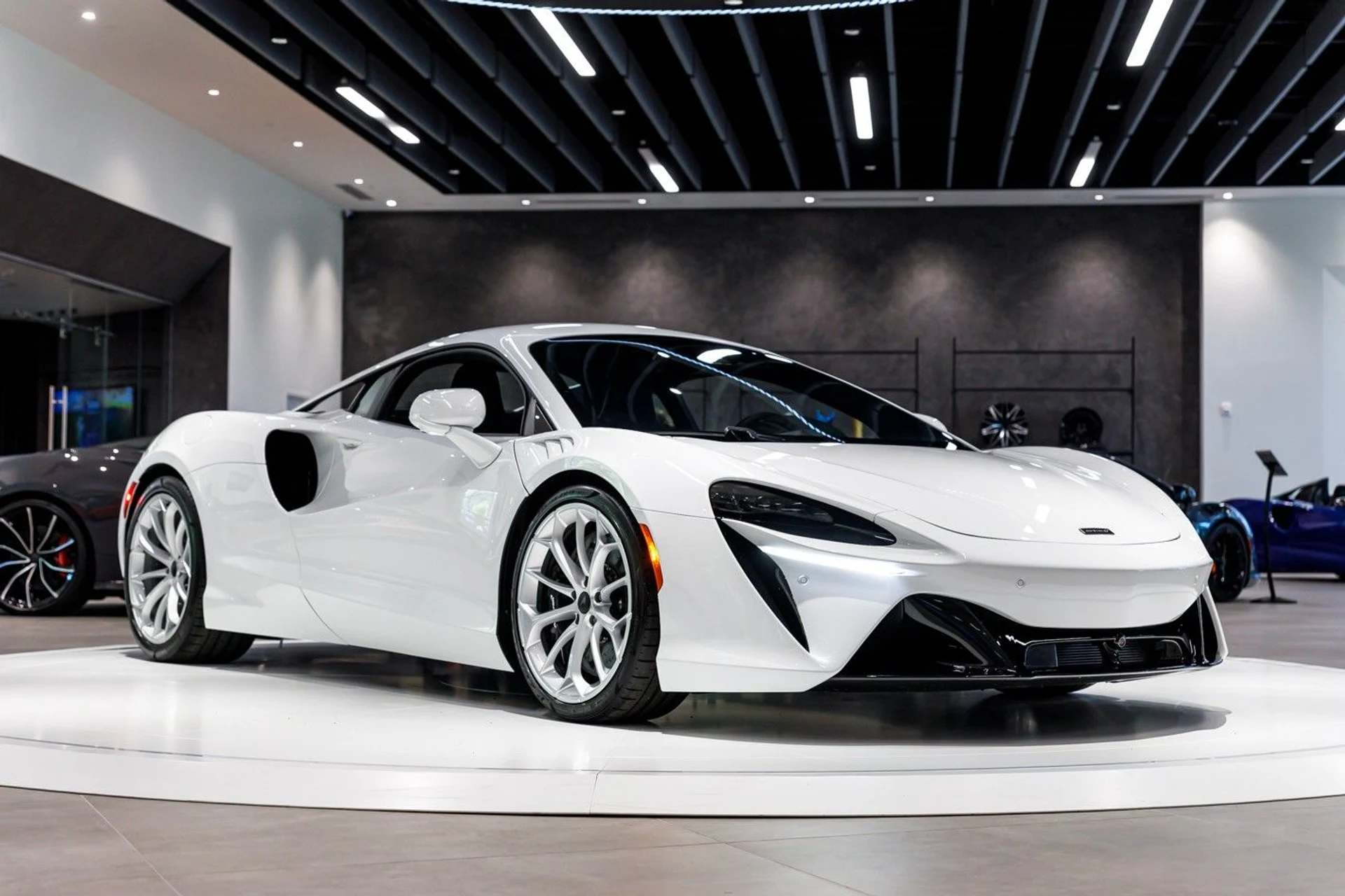 mph017_1439378931_669_p18_l_fb92f67d11