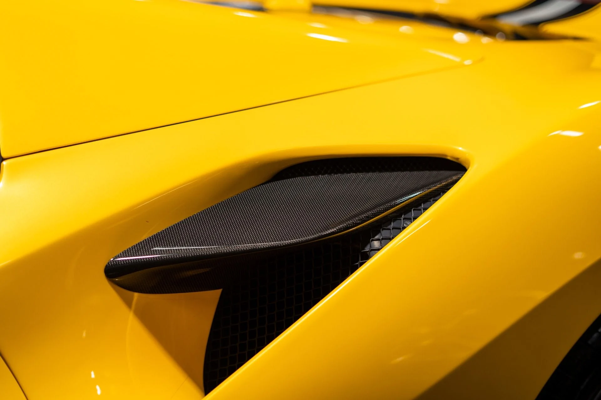 mph017_1441088751_Used_2021_Ferrari_F8_Spider_450000_MSRP_Giallo_Strato_Full_Carbon_Exterior_1786585478_4d6a088fc8