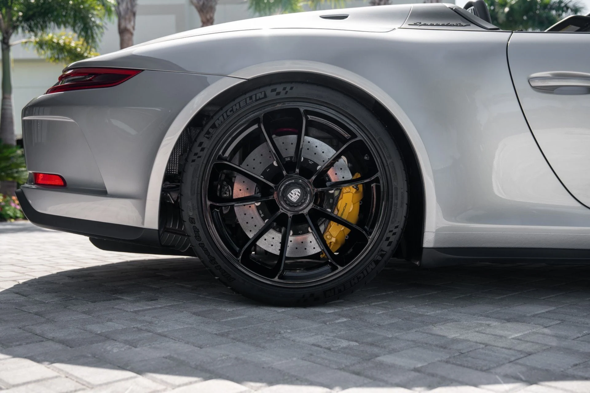 mph017_1444126235_Used_2019_Porsche_911_Speedster_1781046590_d73635bc0d