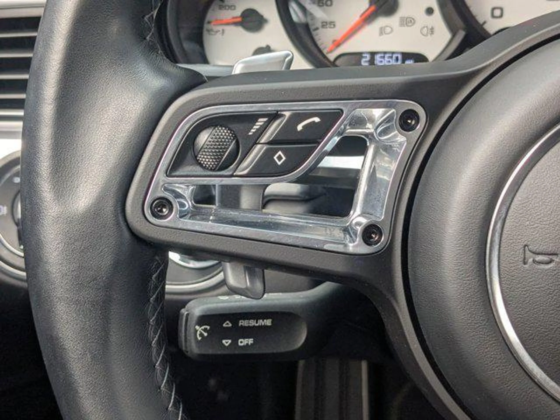 mph017_144746973_bhf_Esklxd9_YR_4_Vl_RV_2_LDB_Or_PYUM_3c2d35f8af