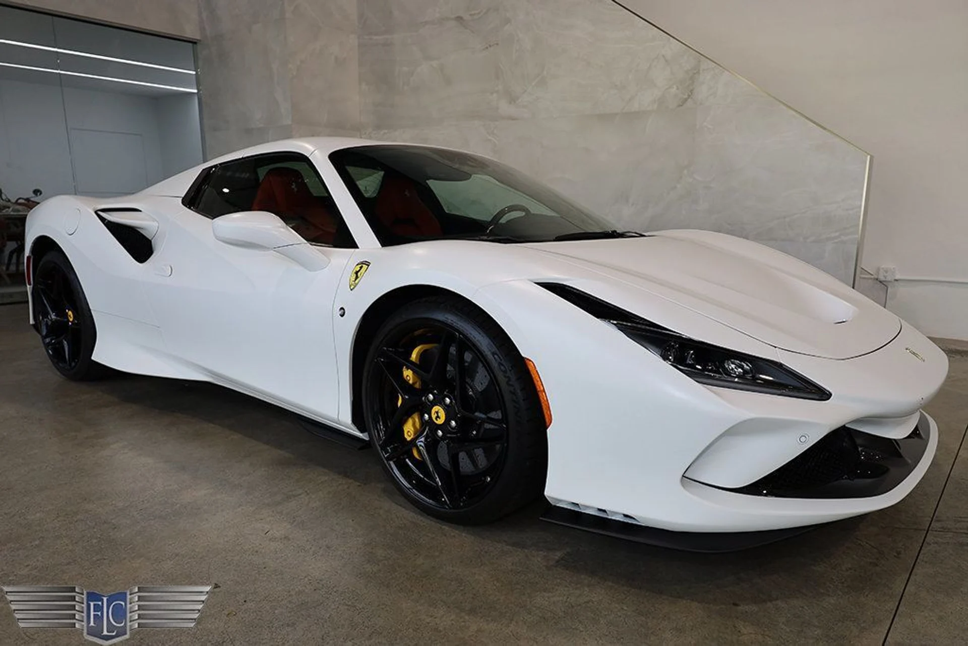 mph017_1456154938_used_2023_ferrari_f8_spider_convertible_9689_22910555_18_1024_0d41927445