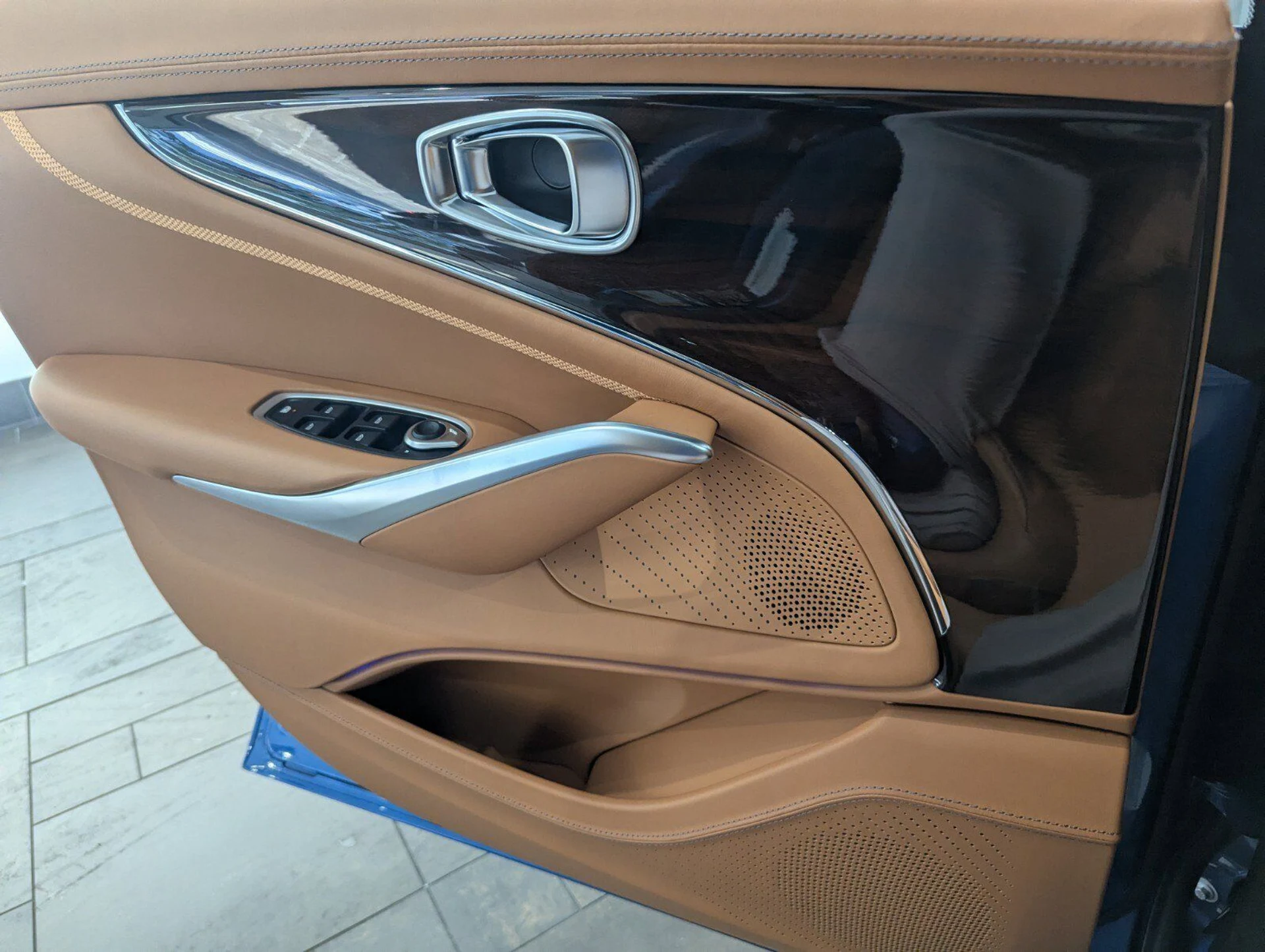 mph017_1459103125_1b65af00c8fce378f0bc106ae4f1750f_10980a9ec2