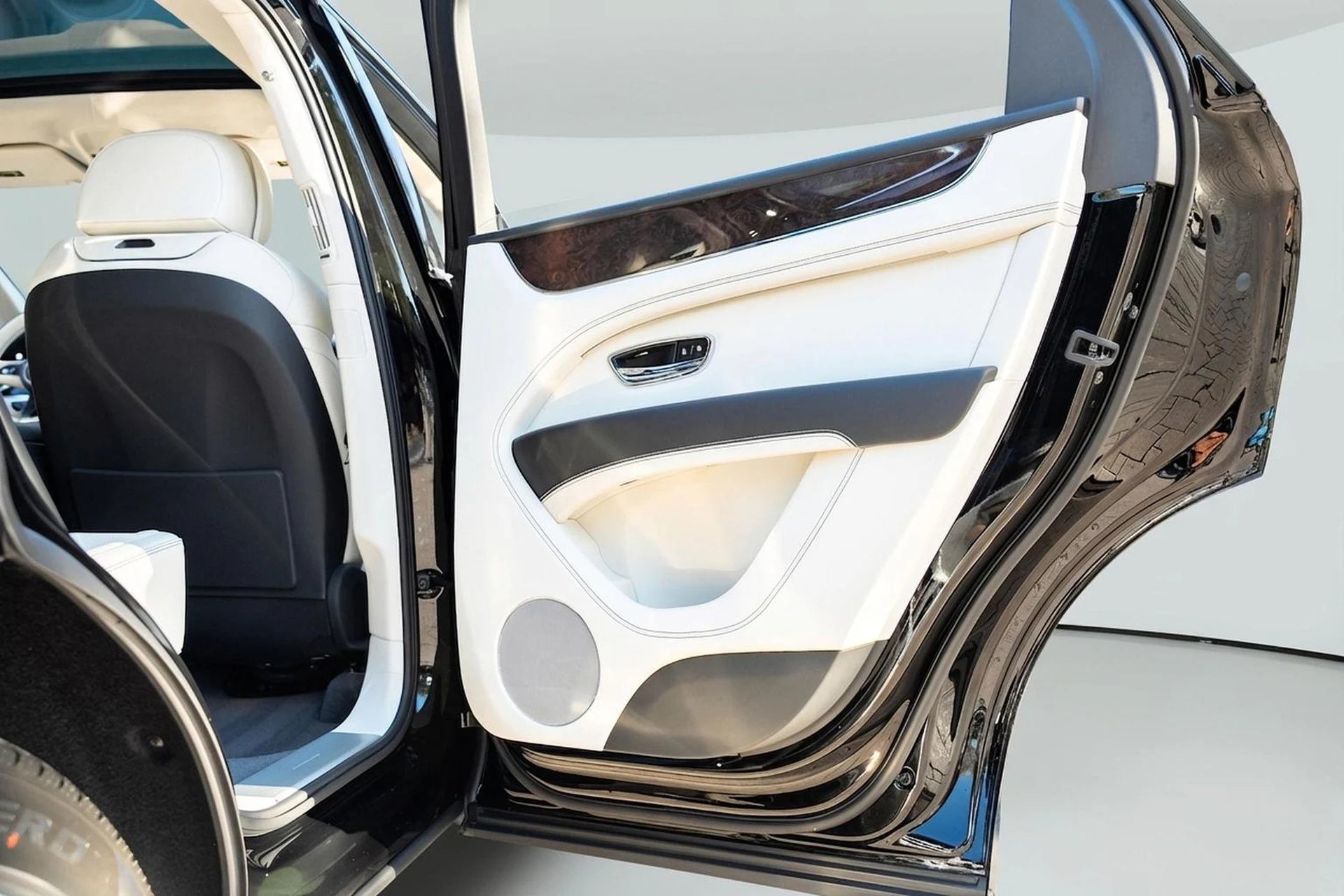 mph017_146307951_389622356_69c3f36e680c4299e85bbcfd_2c8ce17e54