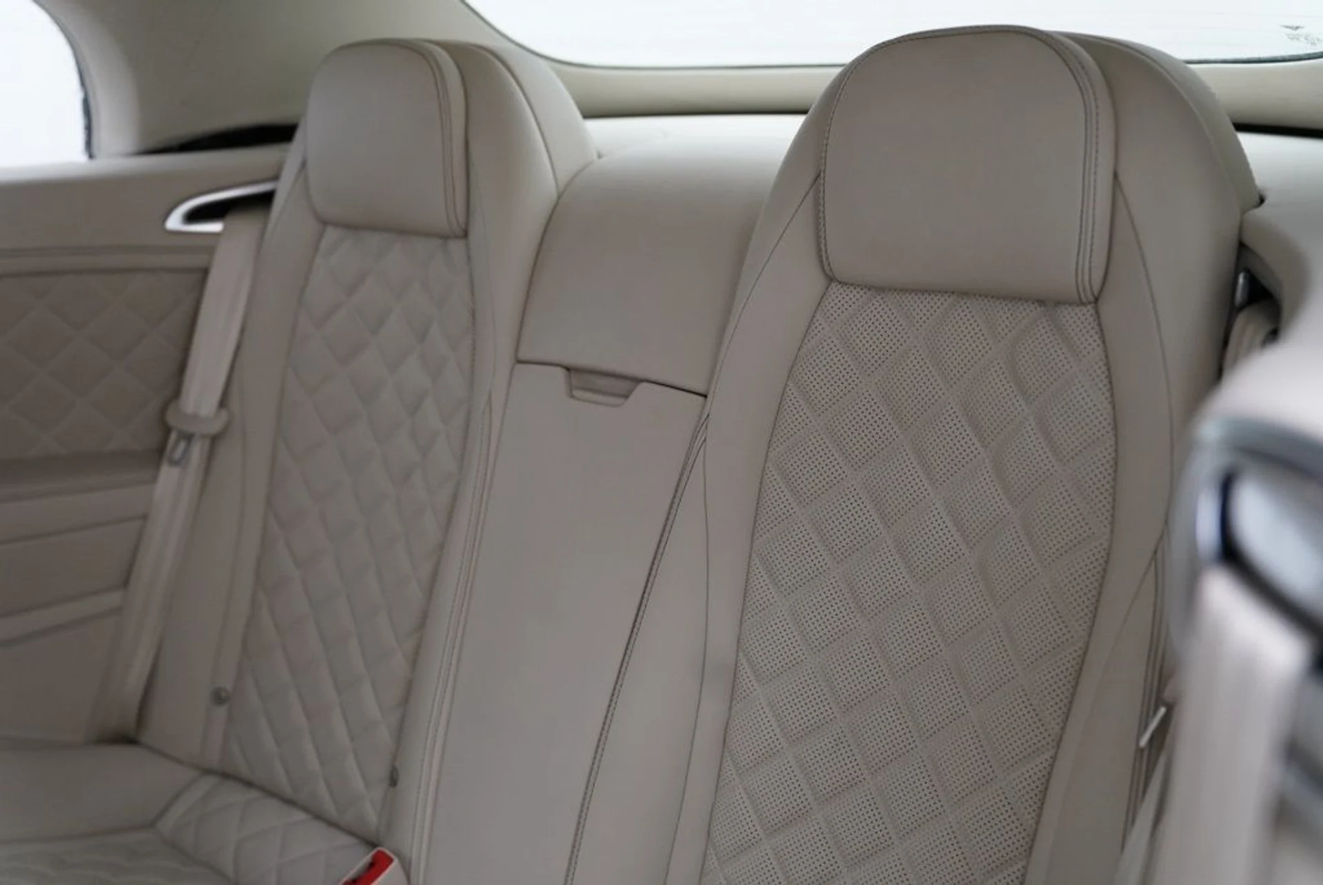 mph017_1463101583_b29q1vvq08bp0btckwbgrstvhota_03ddbcabee