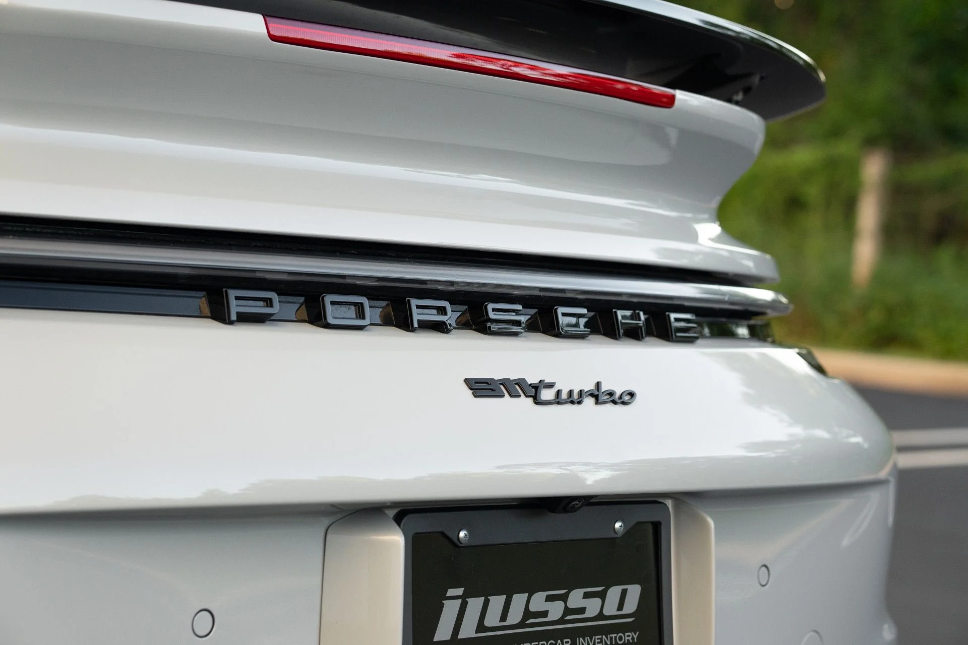 mph017_1464127561_Used_2024_Porsche_911_Turbo_1762281596_5280077f1b