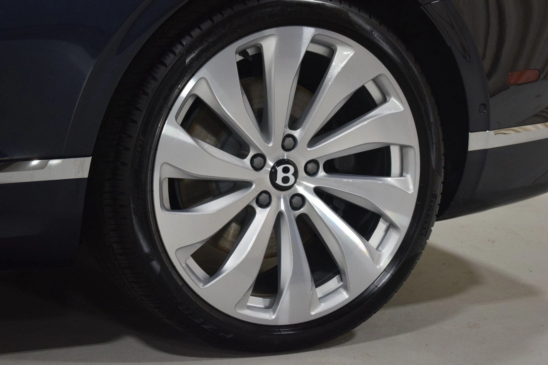 mph017_1466999724_76ba77f91f5fbc49fcfbe33094029d68x_348d6ff1b5