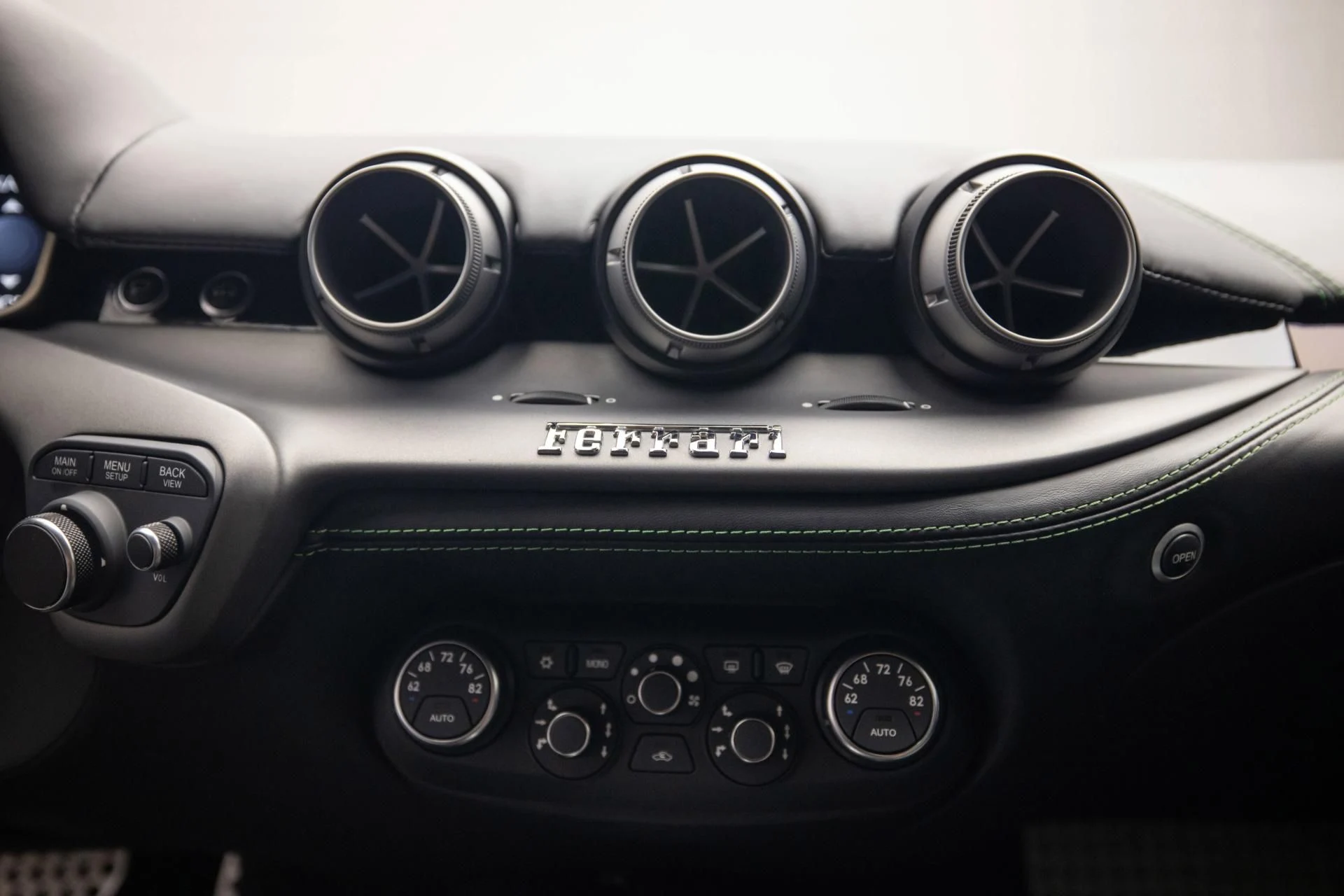 mph017_1468519122_Used_2014_Ferrari_F12berlinetta_Berlinetta_1755332506_36758d1c52