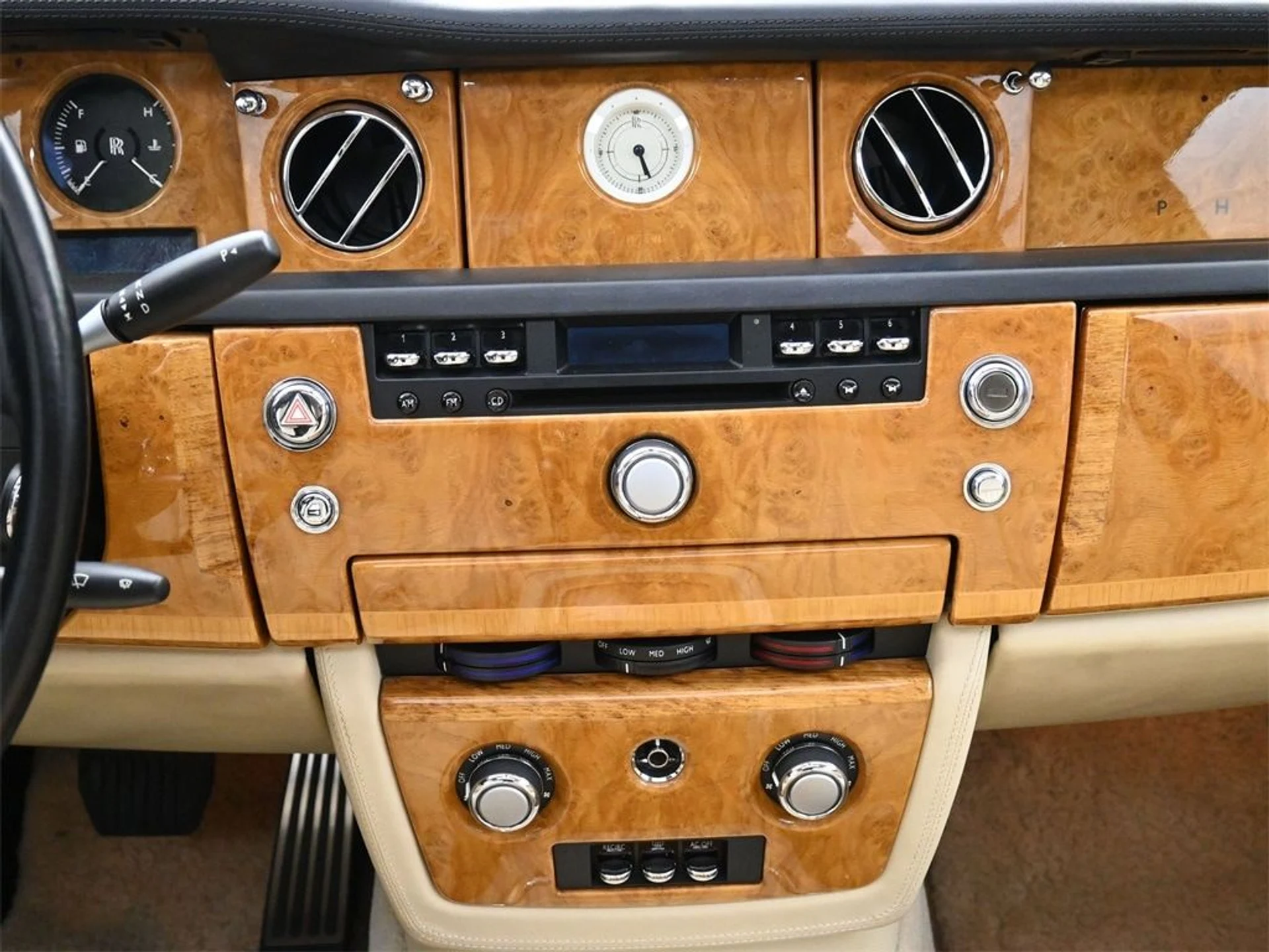 mph017_1476379655_14b365d3d2e9127c28ac6fa5268882bbx_fc4c548a44