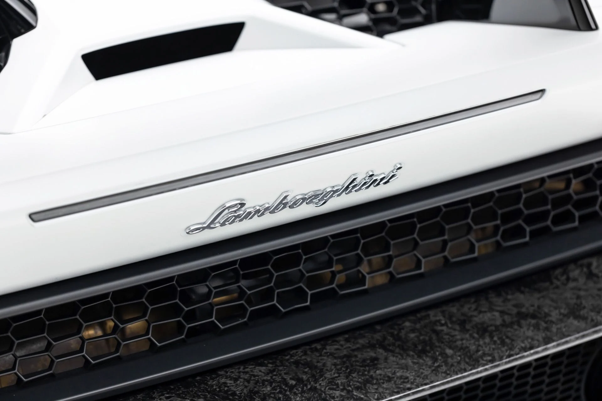 mph017_1480093036_Used_2019_Lamborghini_Huracan_LP_640_4_Performante_Spyder_1772145150_2f2950e20b