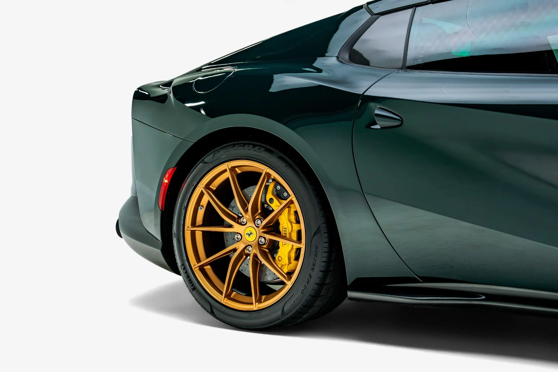 mph017_1482479825_Used_2023_Ferrari_812_GTS_1784738249_5928115a46
