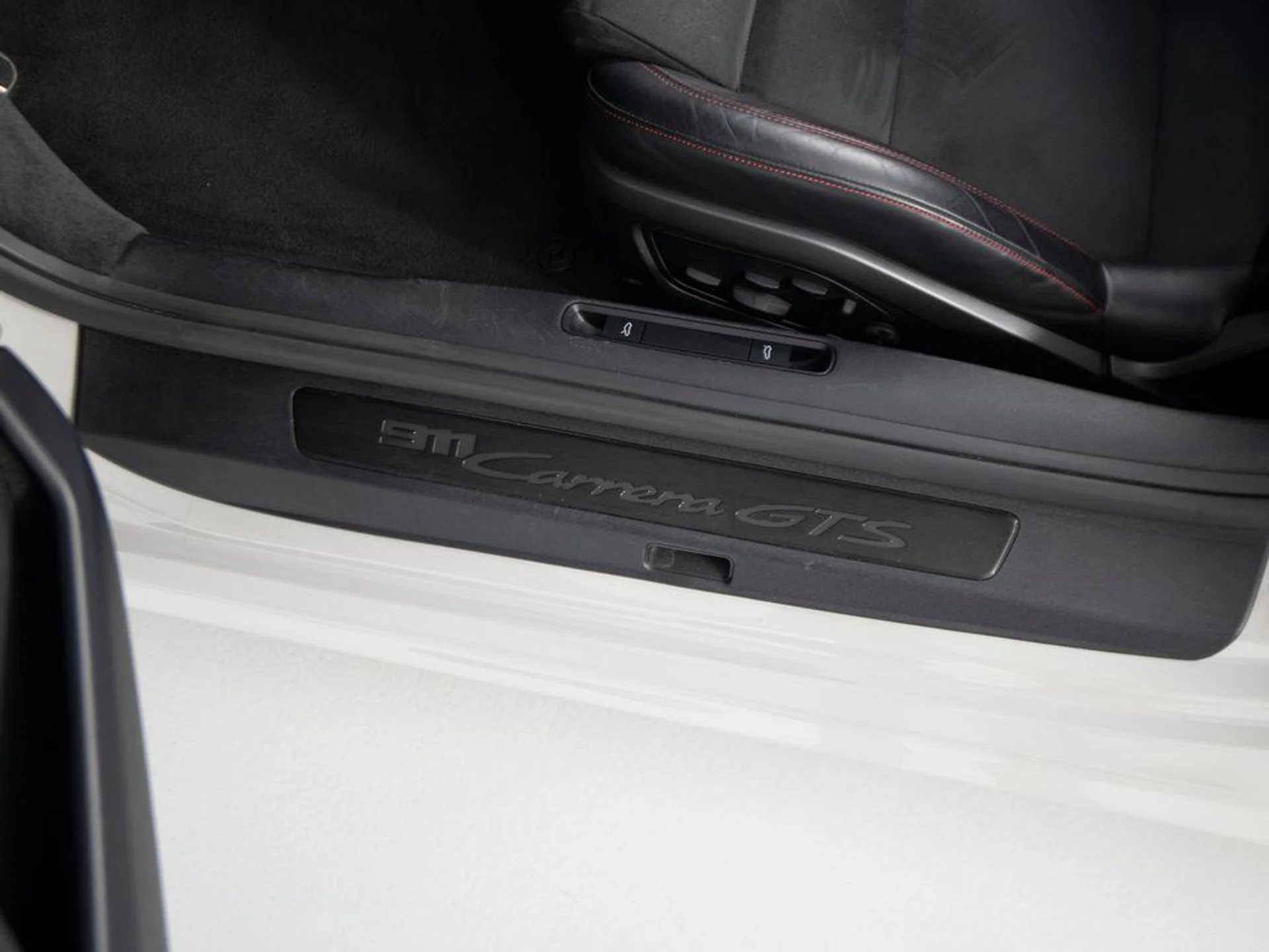 mph017_1482823133_c_Z_X4r_AVJ_Rm_Nr302sb3_RV_8_Wp_mo_7458110827