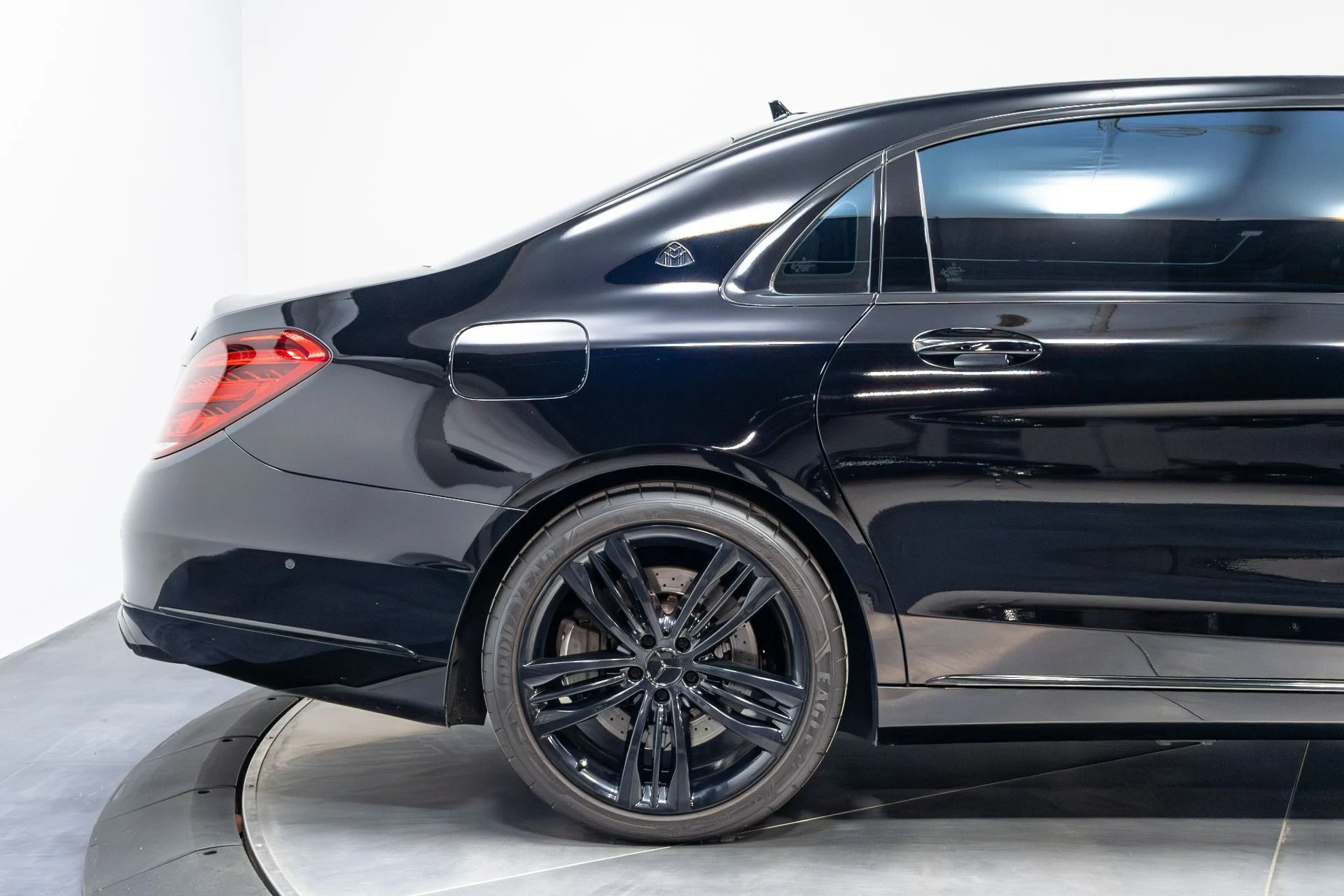 mph017_1496009193_Used_2020_Mercedes_Benz_S_Class_Maybach_S_650_1773874988_ebbbd1b77d