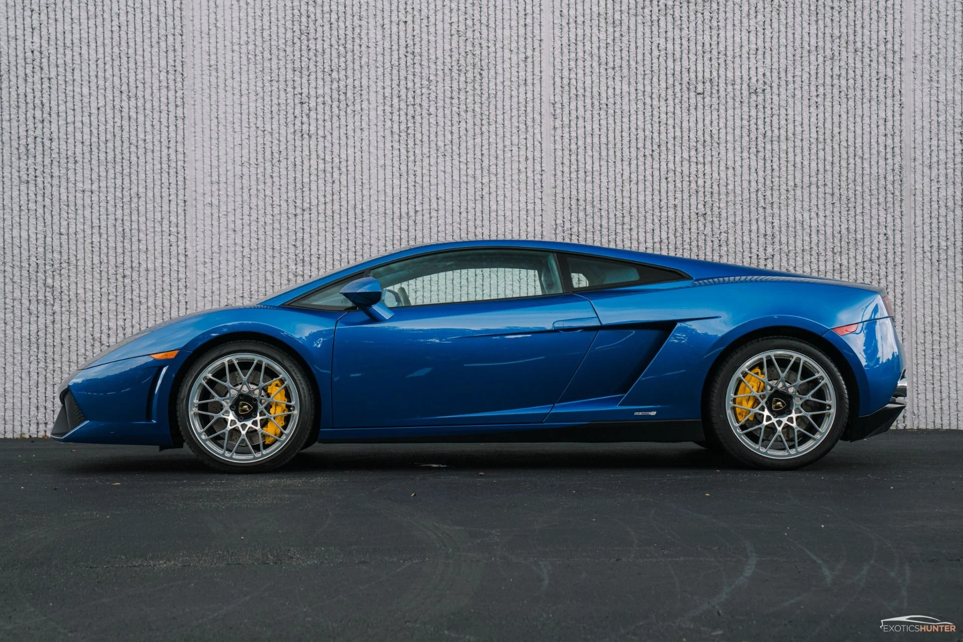 mph017_1502947044_Used_2013_Lamborghini_Gallardo_LP_550_2_w_Front_Lift_Reverse_Camera_Bespoke_Interior_1752615451_3378826faa