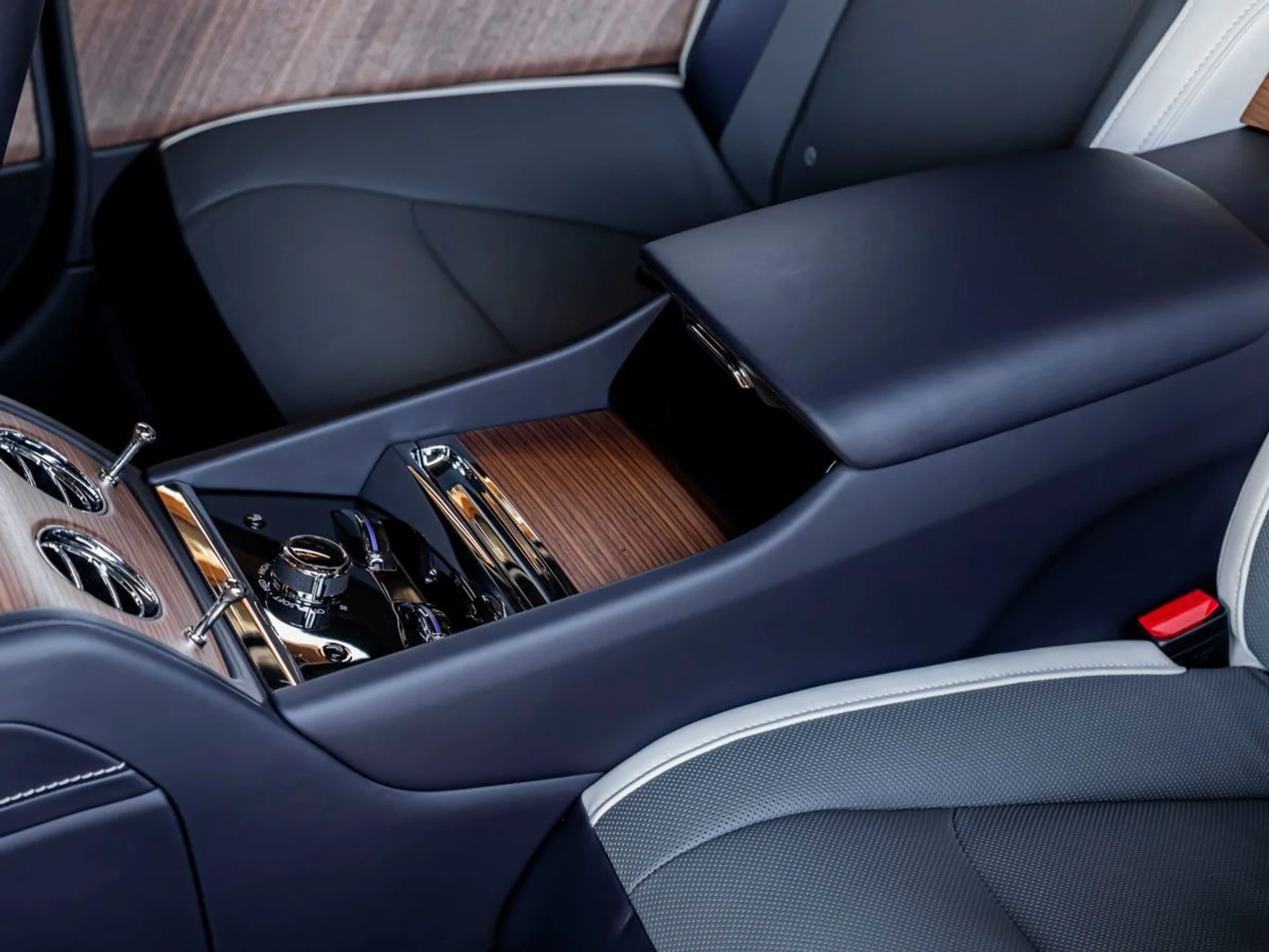 mph017_1503636209_18_296973e10c