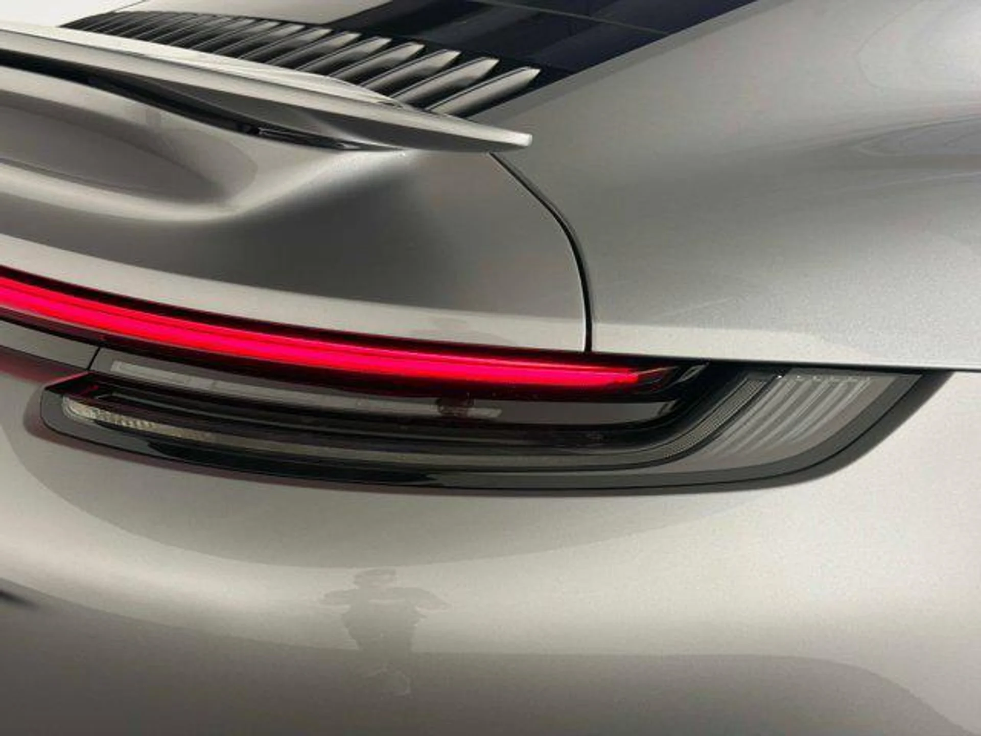 mph017_1517023985_Wp_H_It5bfax_AP_Pc_Frazmya_K2_WQU_13e1a073d8