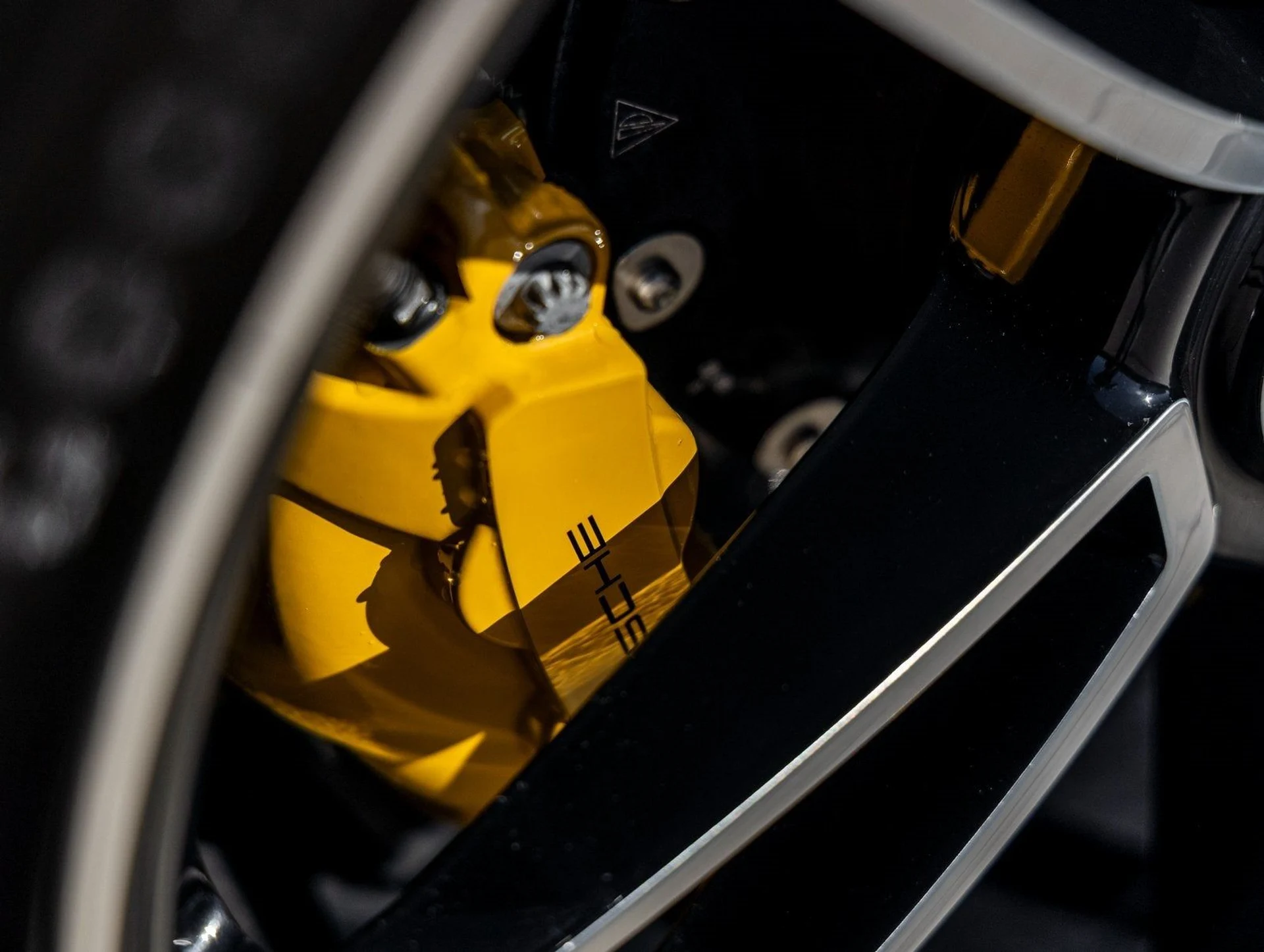 mph017_1522530521_18_4f0eb317cb