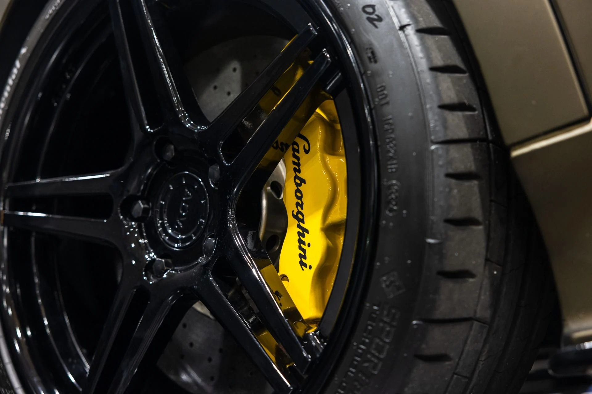 mph017_152370006_Used_2007_Lamborghini_Murcielago_LP_640_6_SPEED_RWD_CONVERSION_CARBON_CERAMIC_BRAKES_1763250283_e64ef85f3a