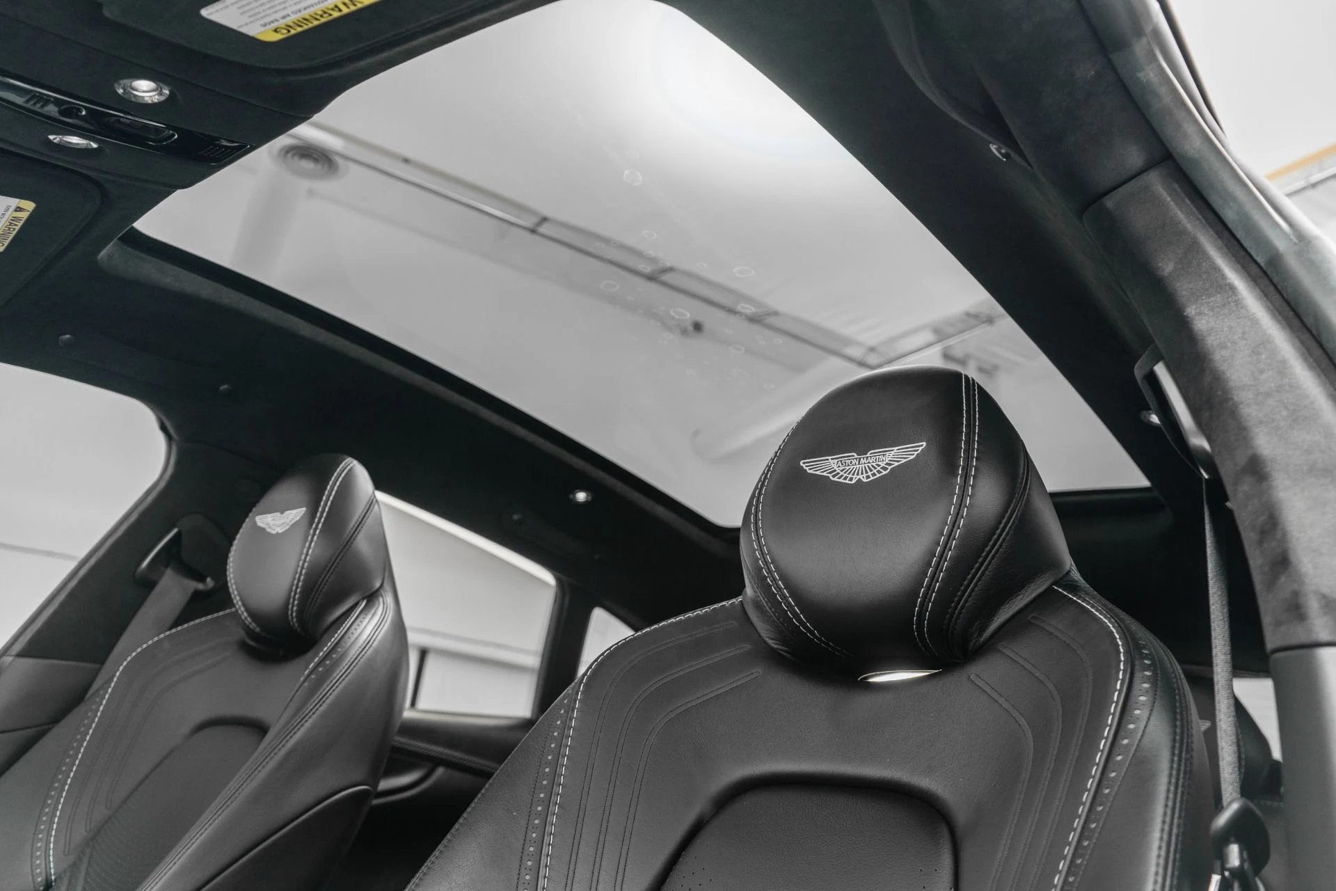 mph017_1527208309_Used_2021_Aston_Martin_DBX_Indulgence_Pack_Panoramic_Roof_1779371963_8795f392d8