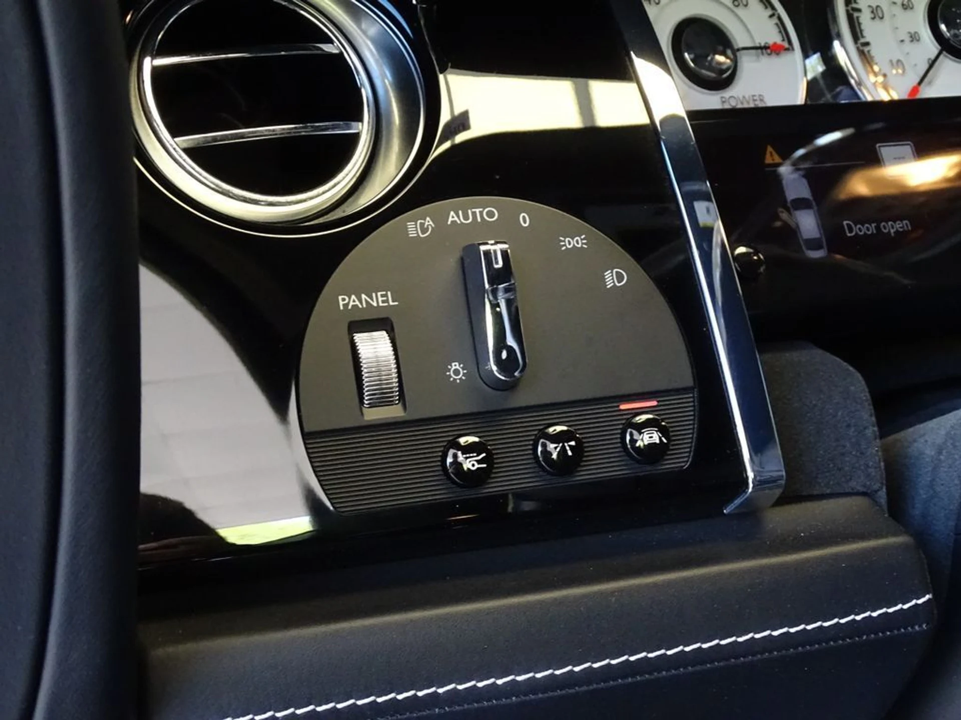 mph017_1528232213_0ch84i1ub797lj8r5uaflwx1dfgu_78fb9f2783