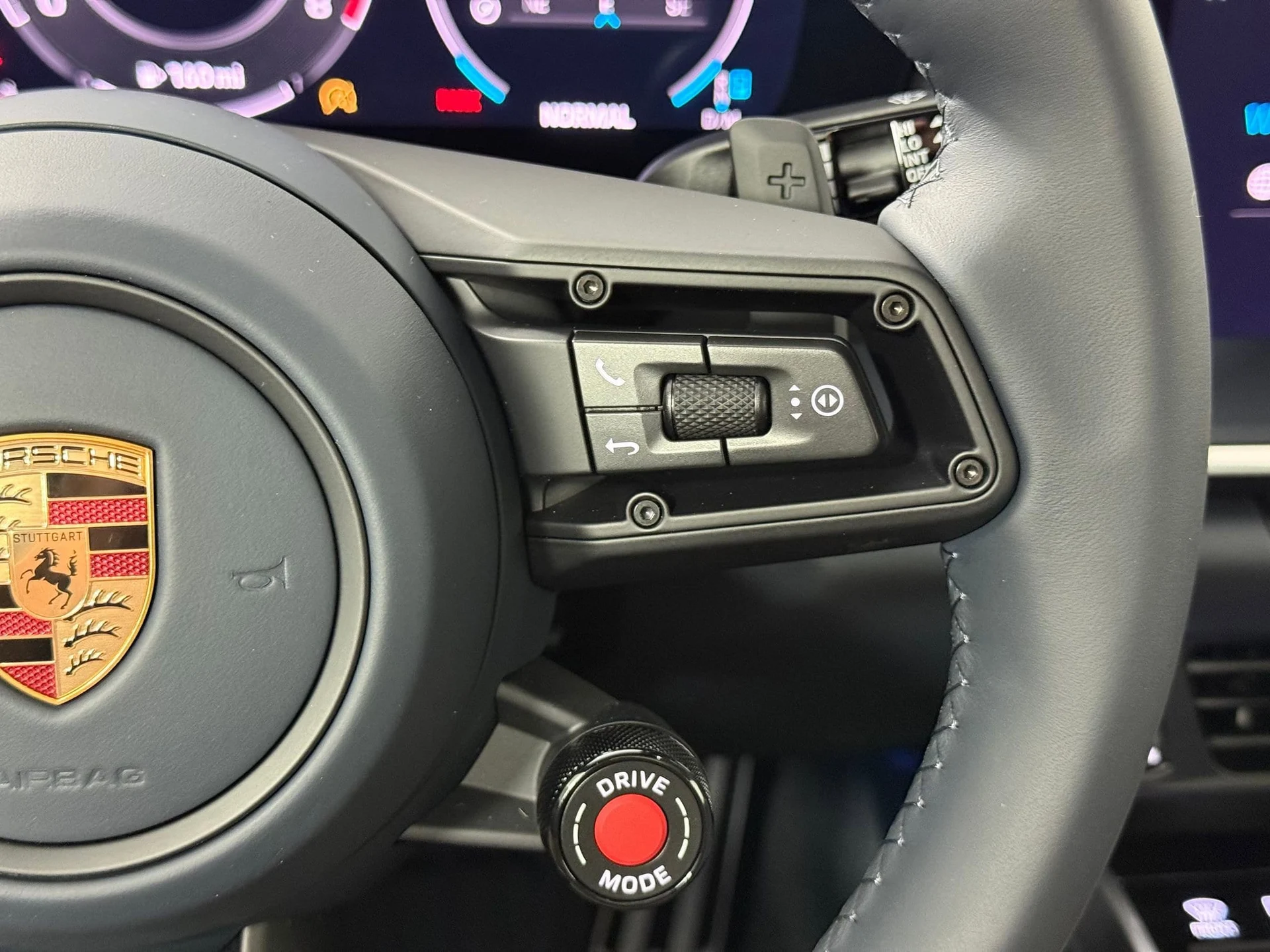 mph017_1542863207_21e763ebe4b53572d920766005cd2b07x_dd5816a99e