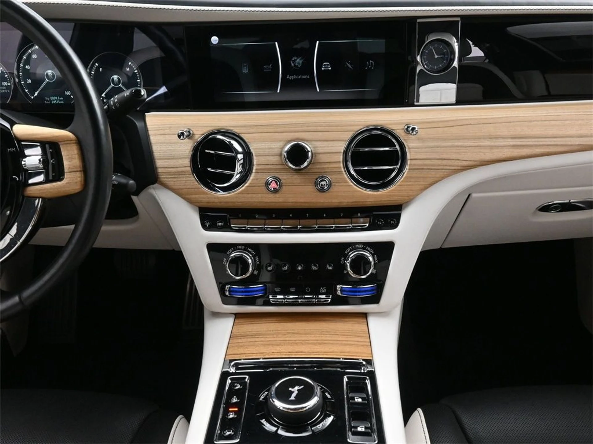 mph017_154460254_1e8c37094e37d01ed5b753810eb429f7x_a5627749fd