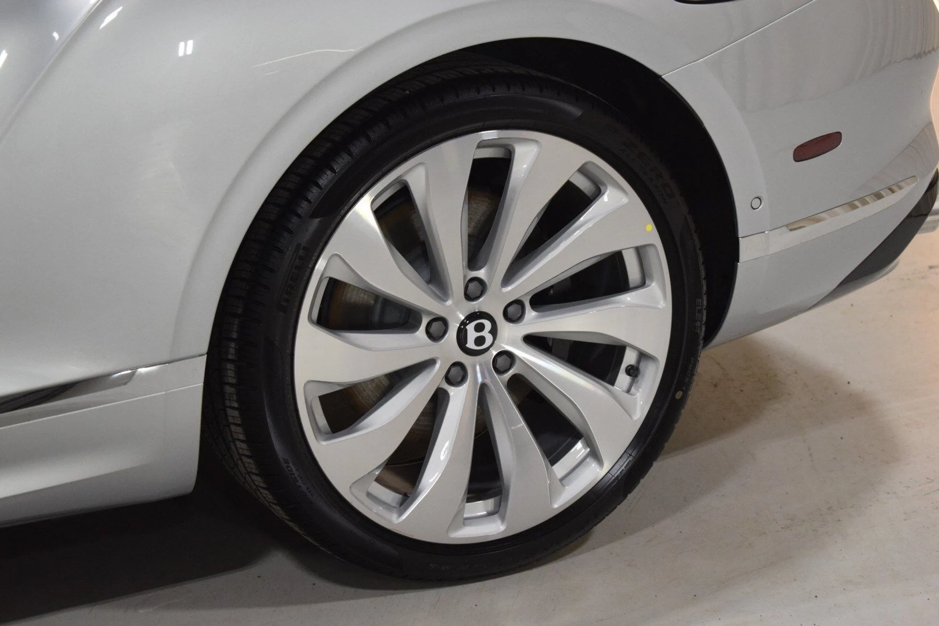 mph017_154625170_18da1b28f81ae18eca67efc00fd54f21x_8b56d88b2c