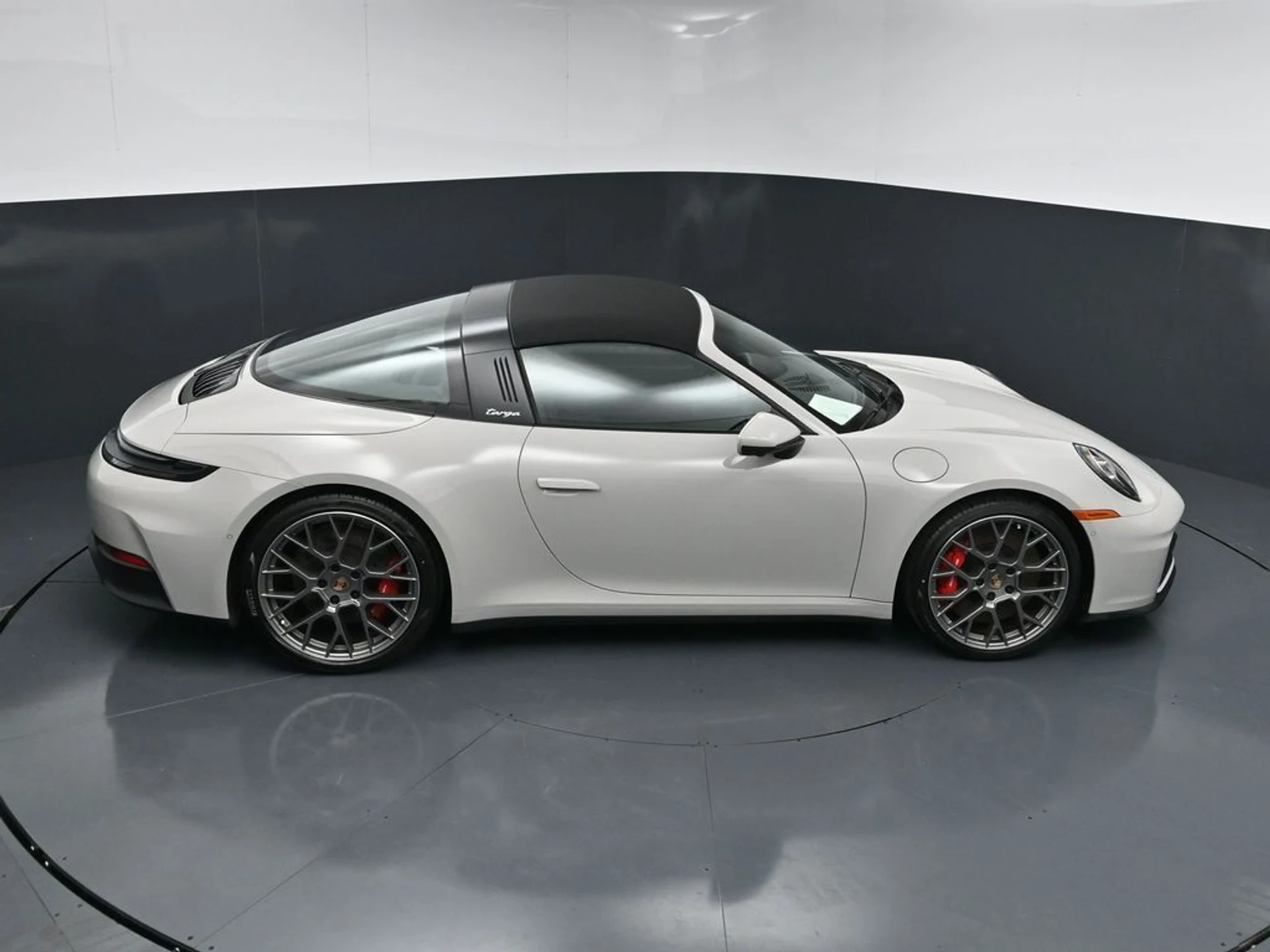 mph017_1547204861_5b21cb76353f340a1c1582fb2d6bc5a8x_a59678bae6