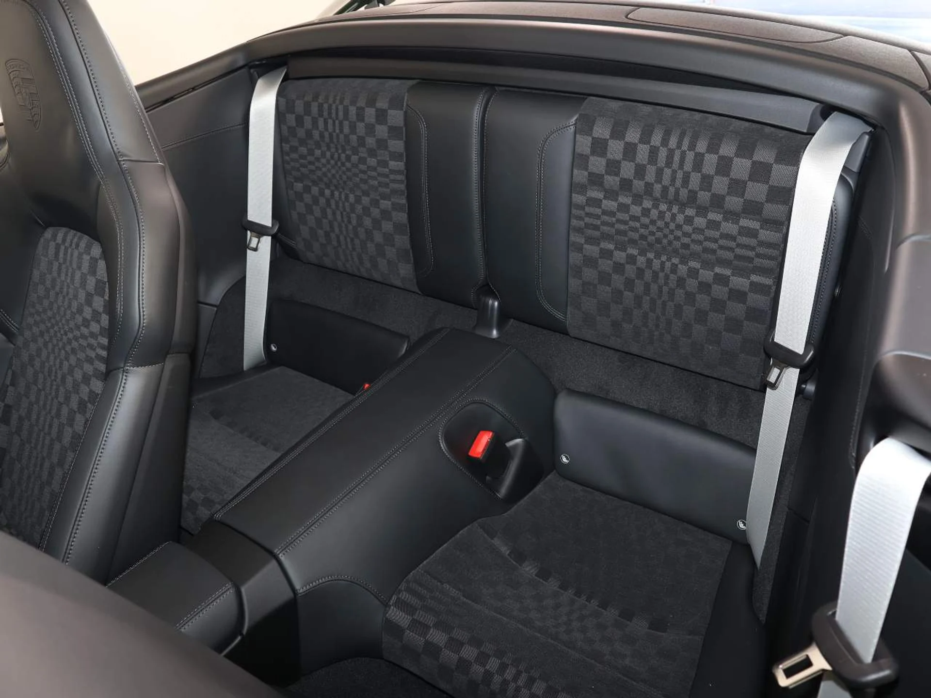 mph017_1548655376_77e950b67a52d428d866817d0ddf90c9_cba279d720