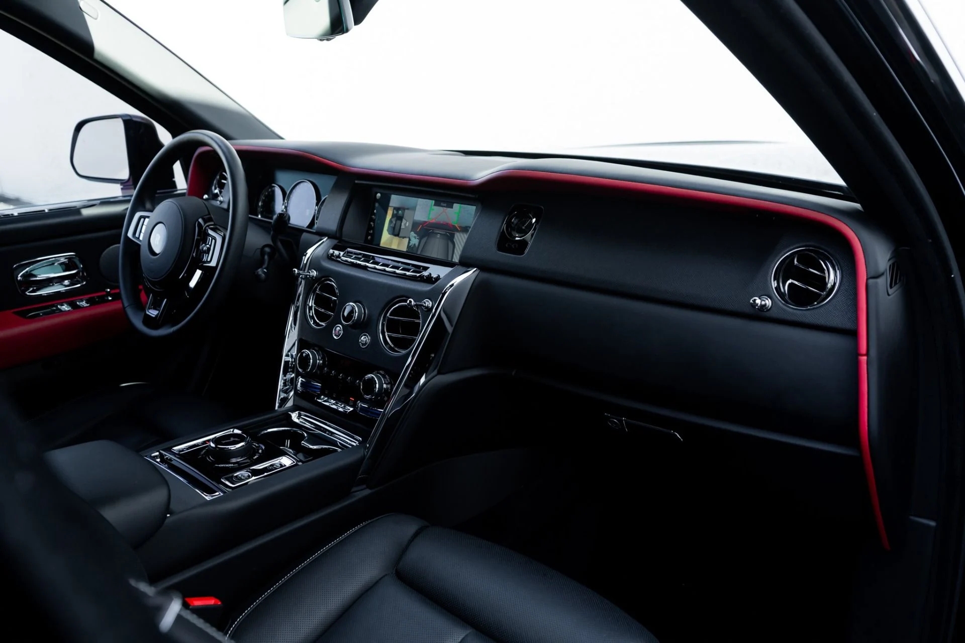 mph017_1549016971_Used_2023_Rolls_Royce_Cullinan_1765314803_88b76985b8